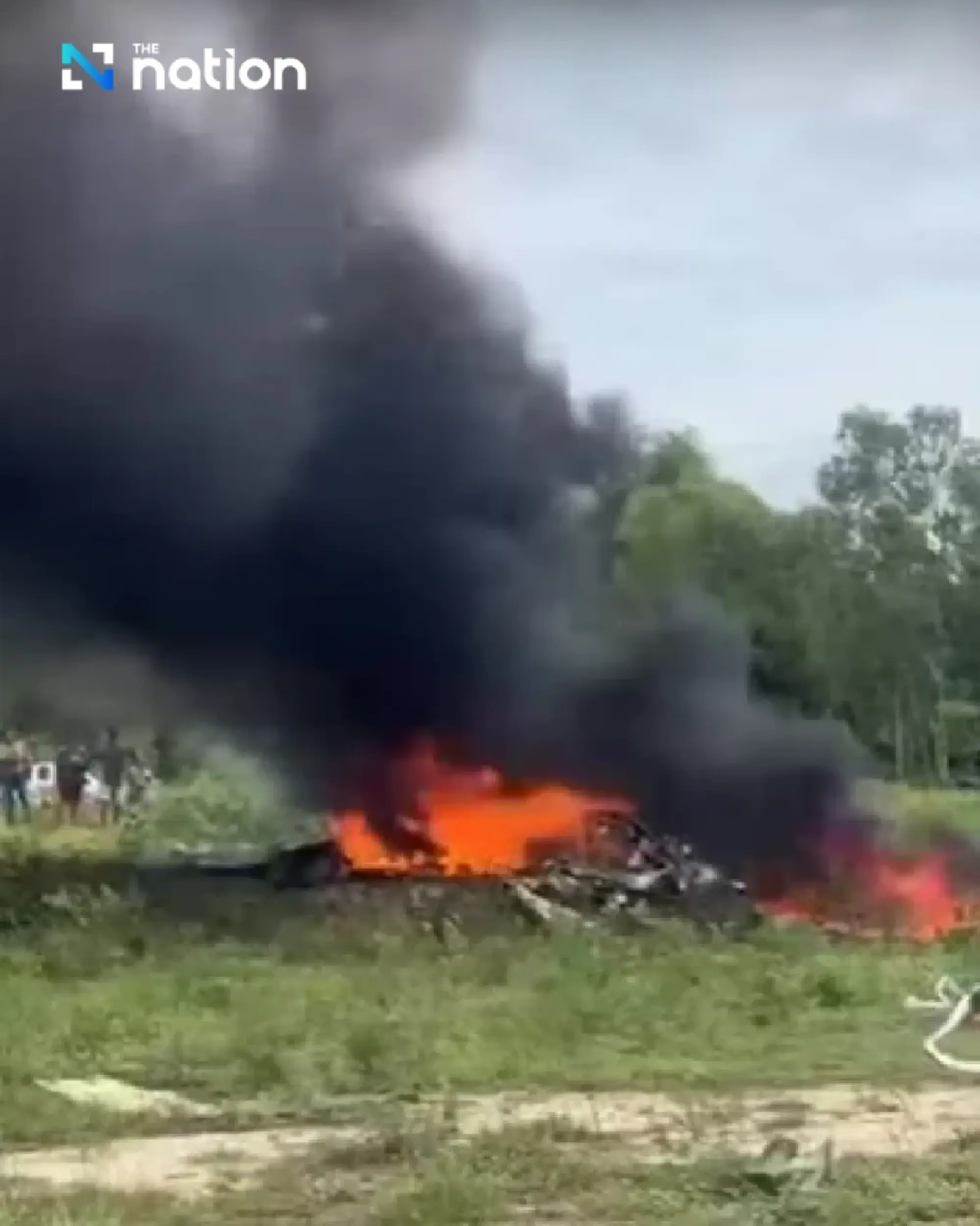 Helicopter crash in Prachuap Khiri Khan kills 3, one parachutes to safety
