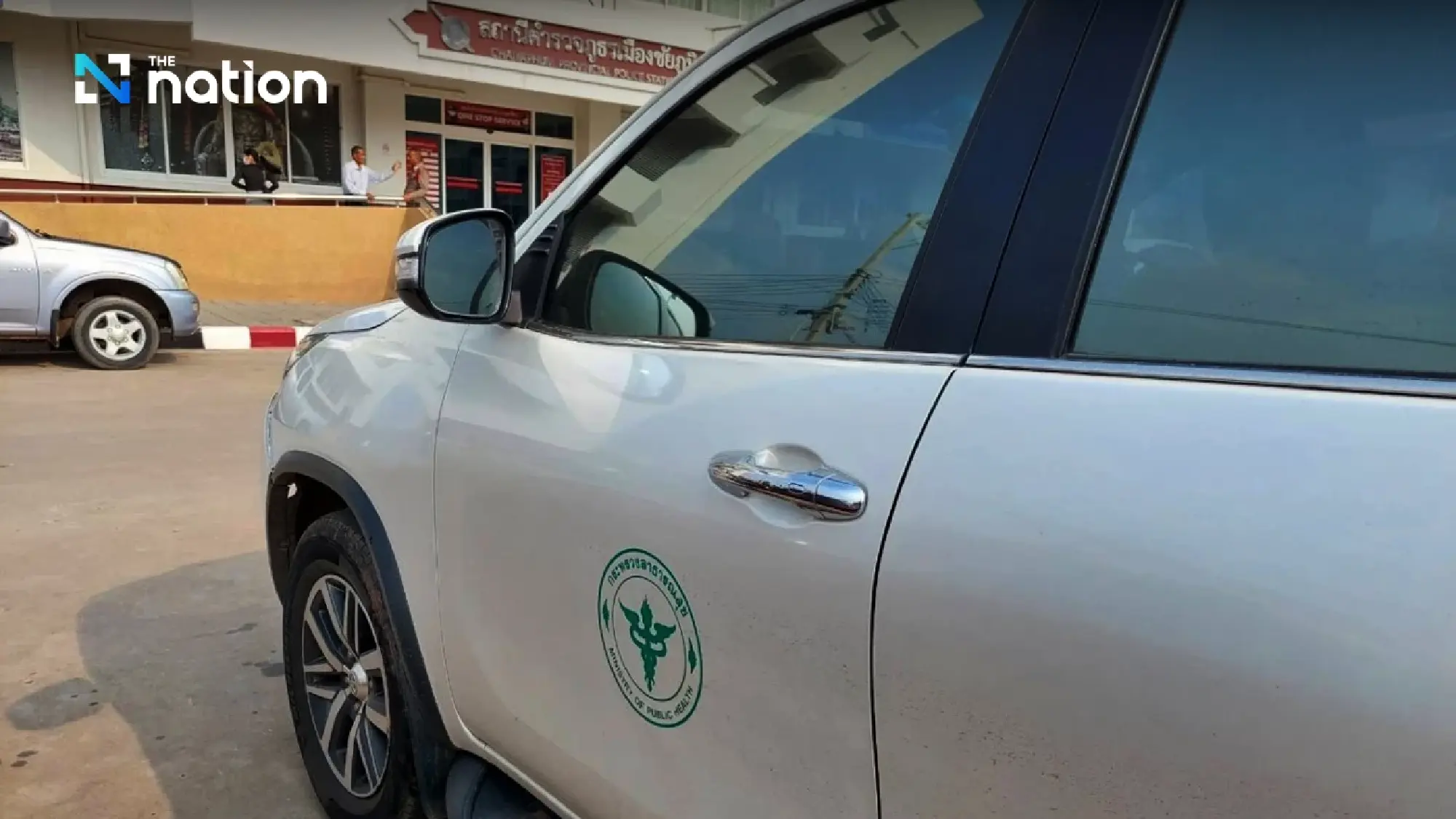 Somsak threatens disciplinary action against 'drunk driving' hospital director