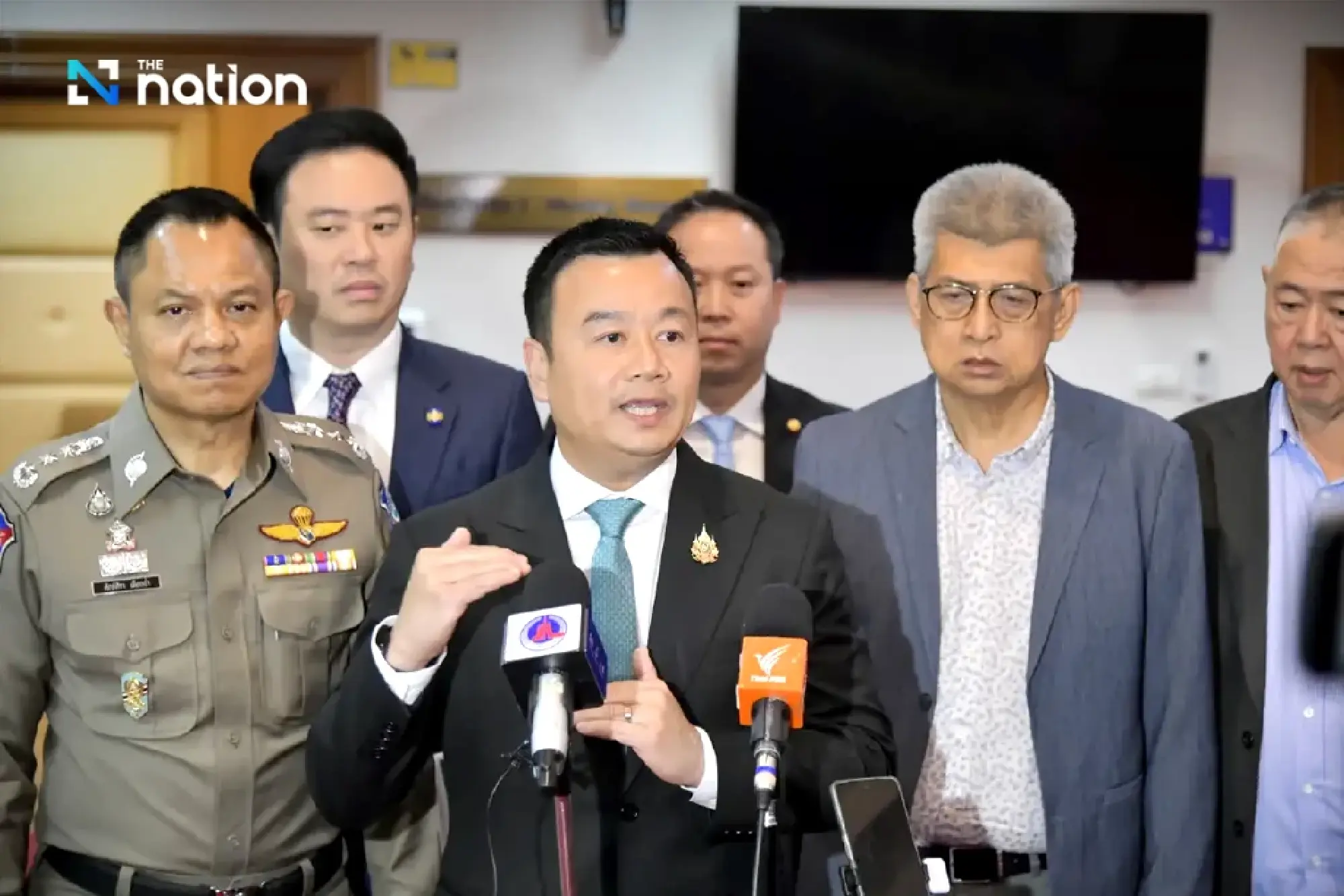 Thailand faces tourism crisis as foreign arrivals stagnate, minister urges urgent action