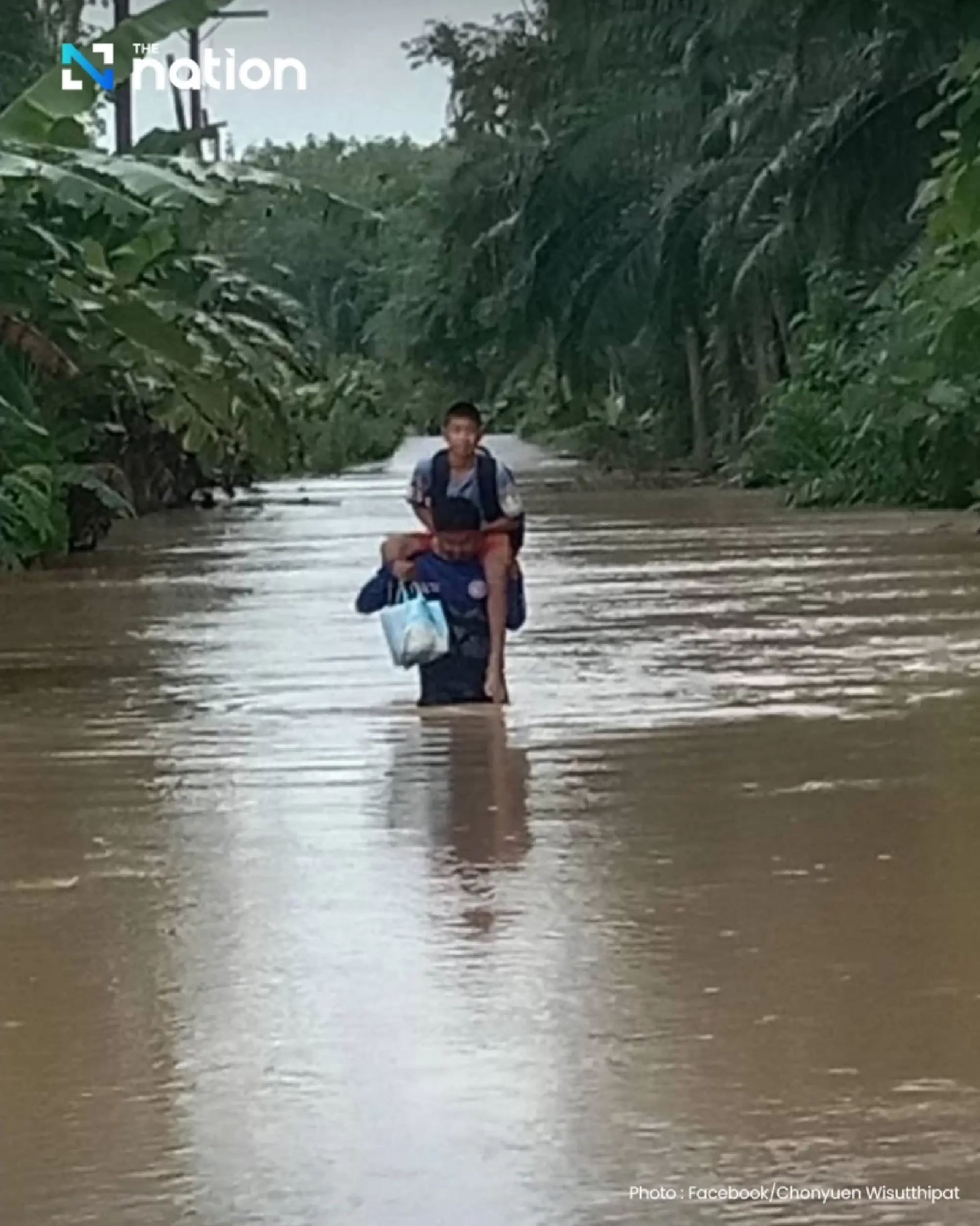 Downpour causes flooding in Surat Thani: Low-lying areas at risk
