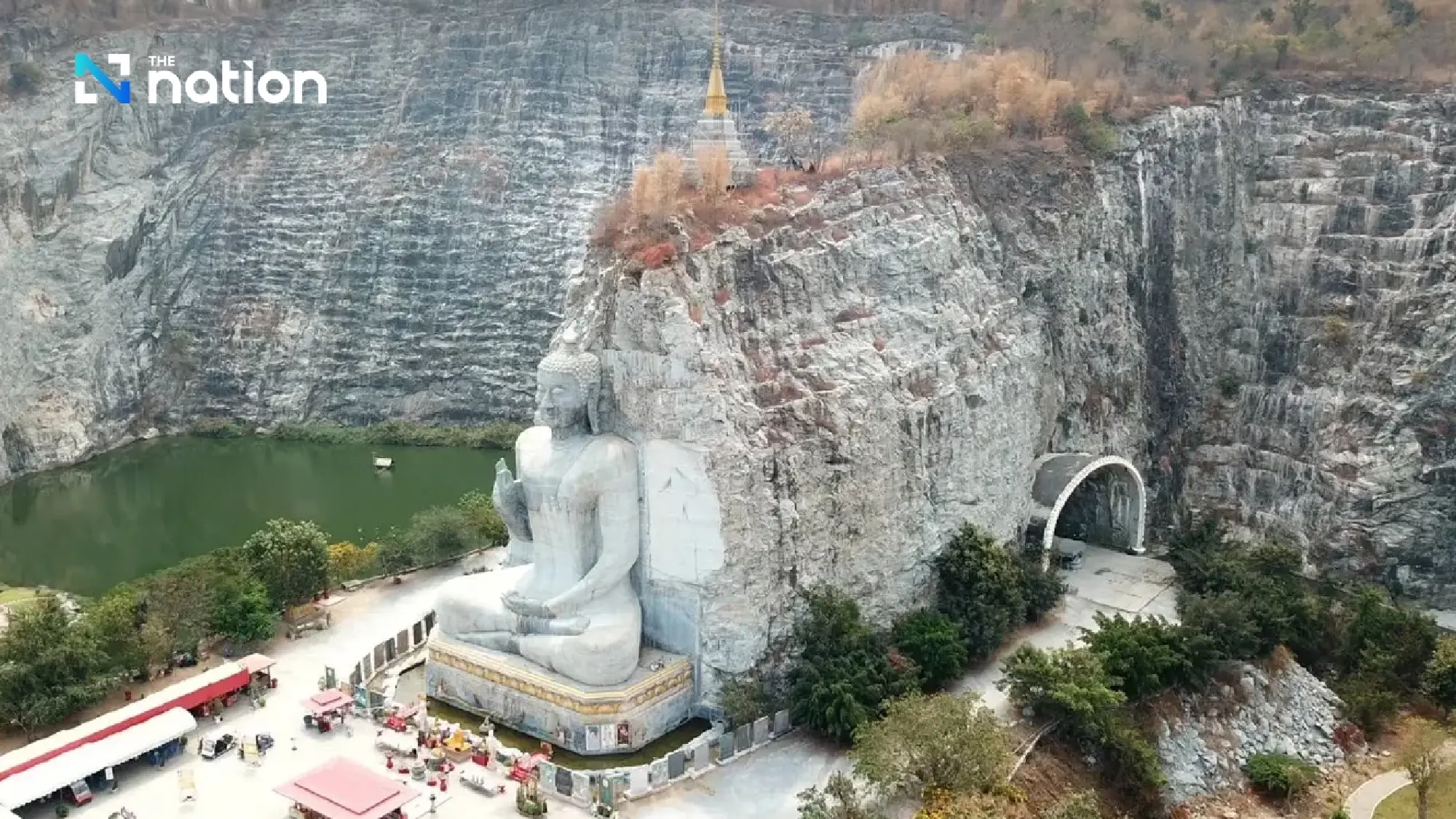 Suphan Buri temple buys 2,000 kgs of watermelons to support farmers