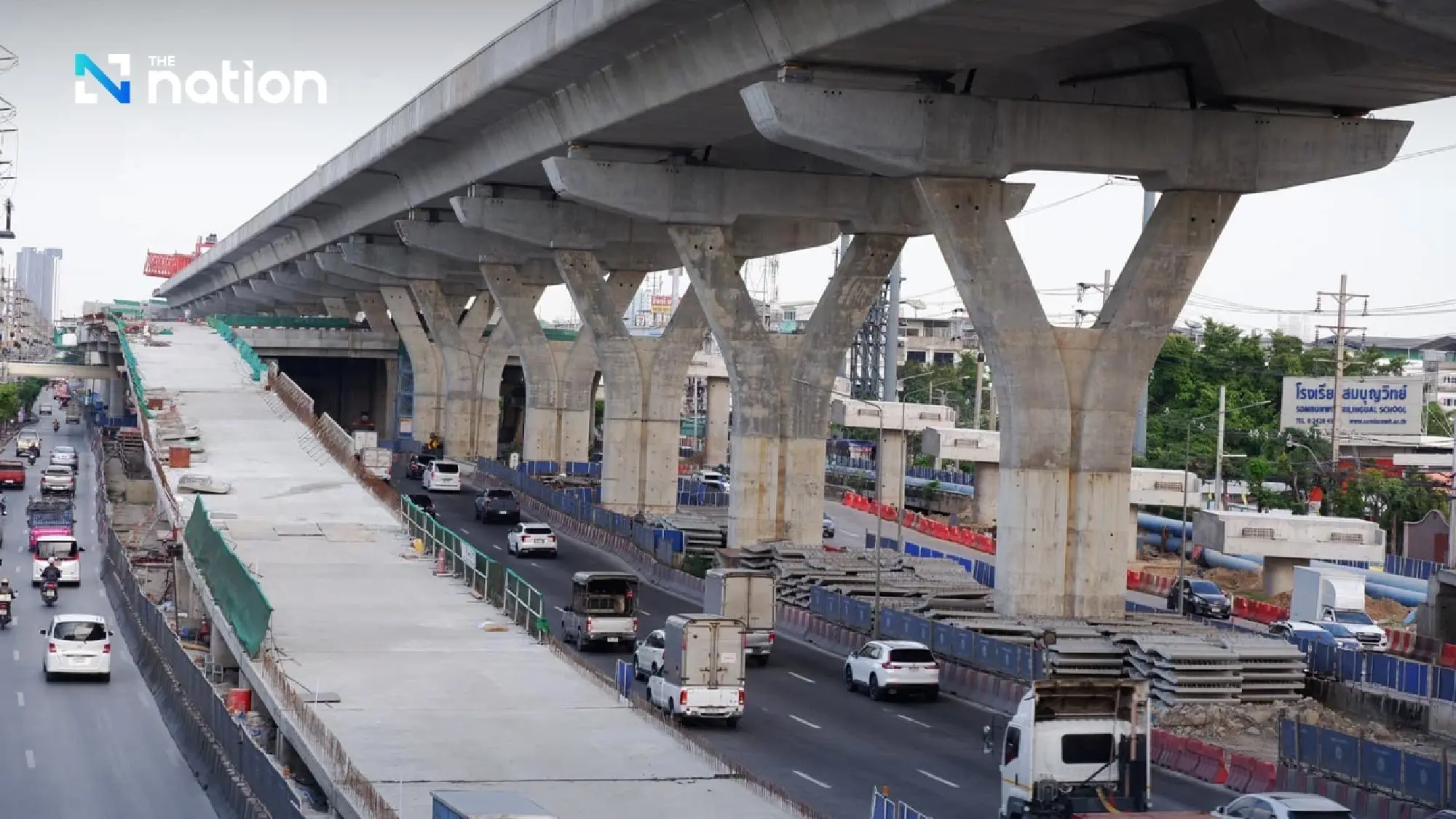 Suriya inspects Rama II roadworks, confident of 2025 completion