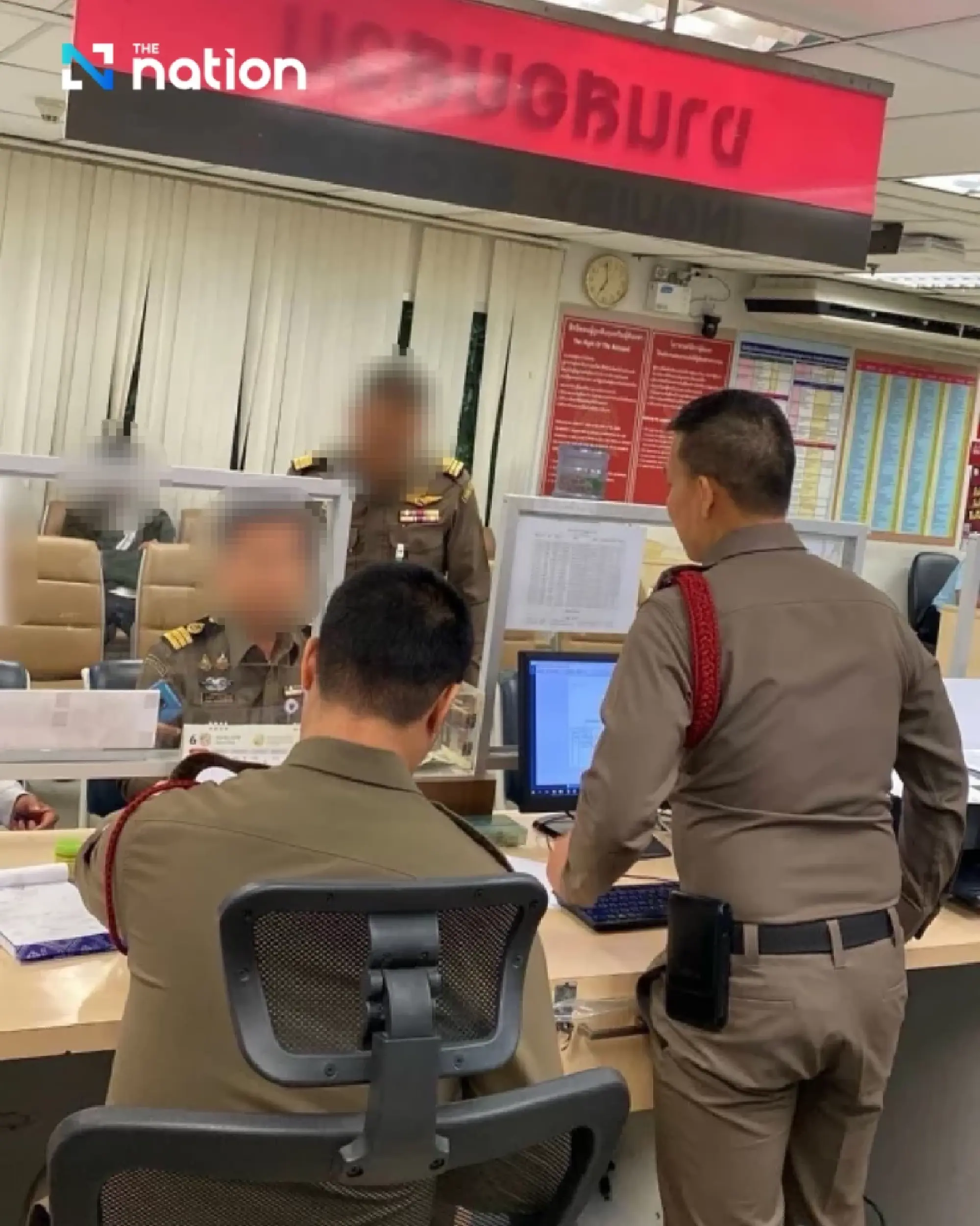 Suvarnabhumi Immigration files complaint after Chinese tourist films officer, alleges bribes ease entry into Thailand