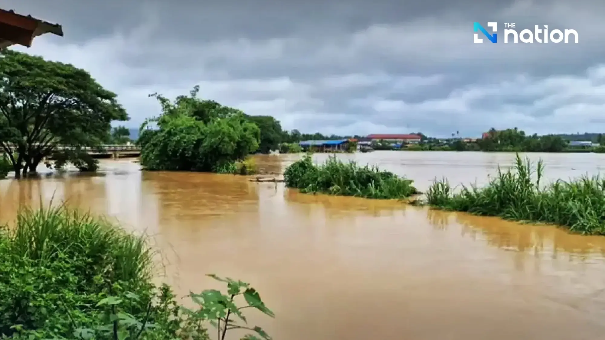 Flash flood alert in Nan’s Bo Kluea district as landslide blocks highway 1081
