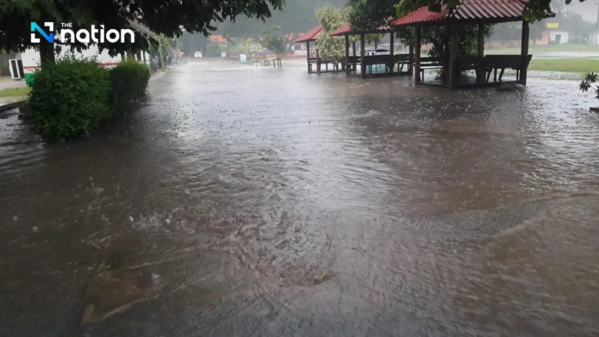 Moderate monsoon brings thundershowers and rough seas across Thailand
