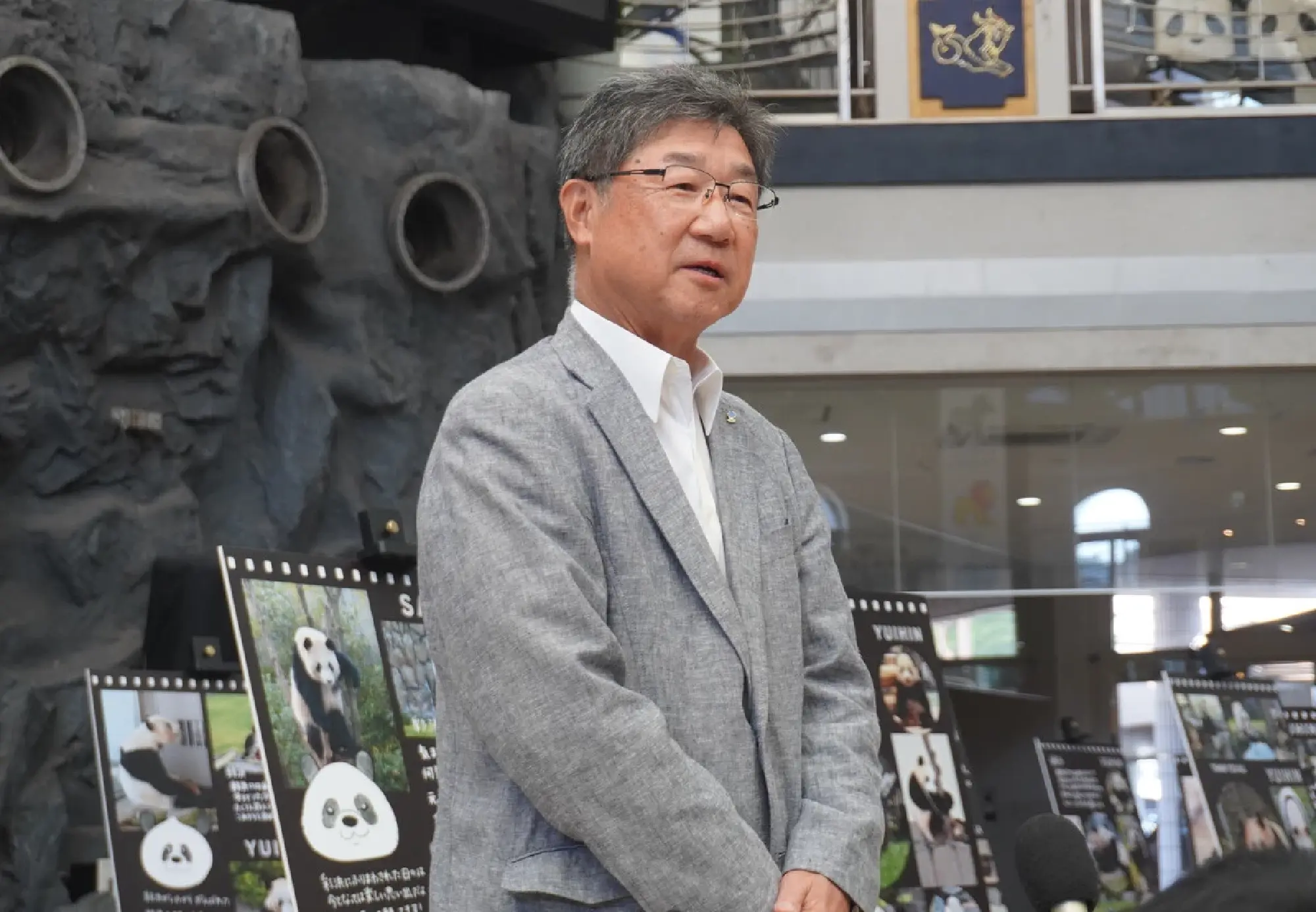 All 4 pandas at western Japan zoo leave for China