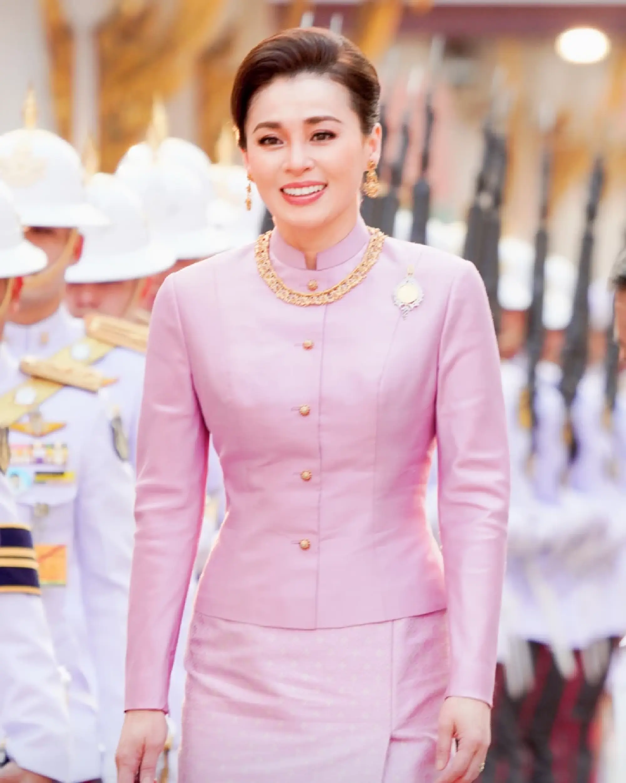 Royal biography of Her Majesty Queen Suthida
