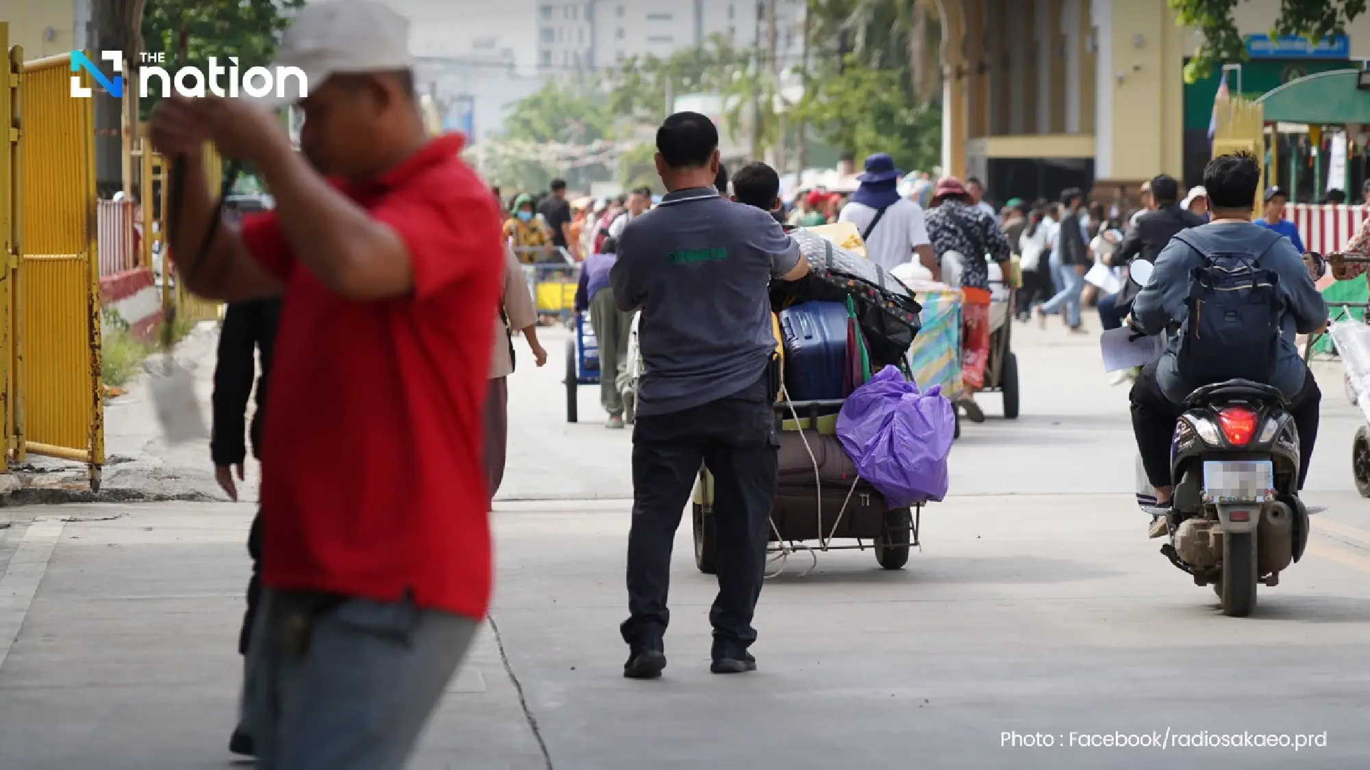 Turmoil at Sa Kaeo border checkpoint following change in operating hours