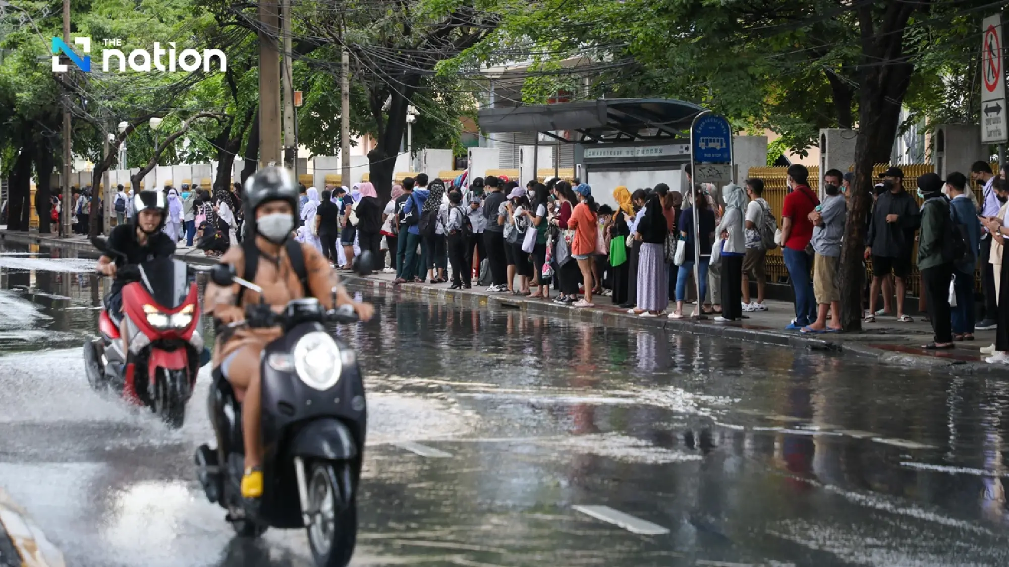 TMD warns of heavy rain in 41 provinces, Bangkok faces 60% storm coverage