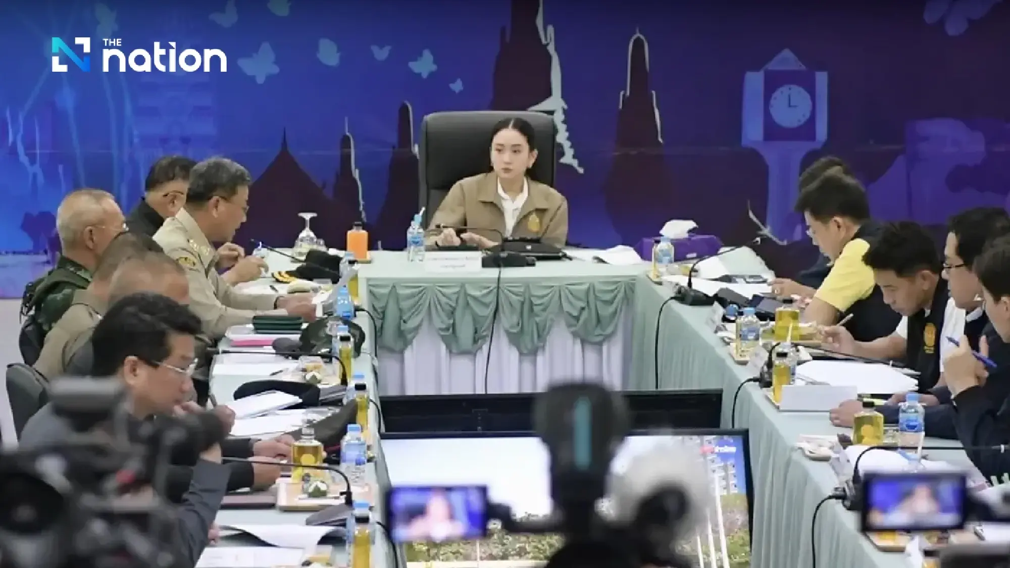 Paetongtarn visits Aranyaprathet to assess border situation, warns against cross-border crime