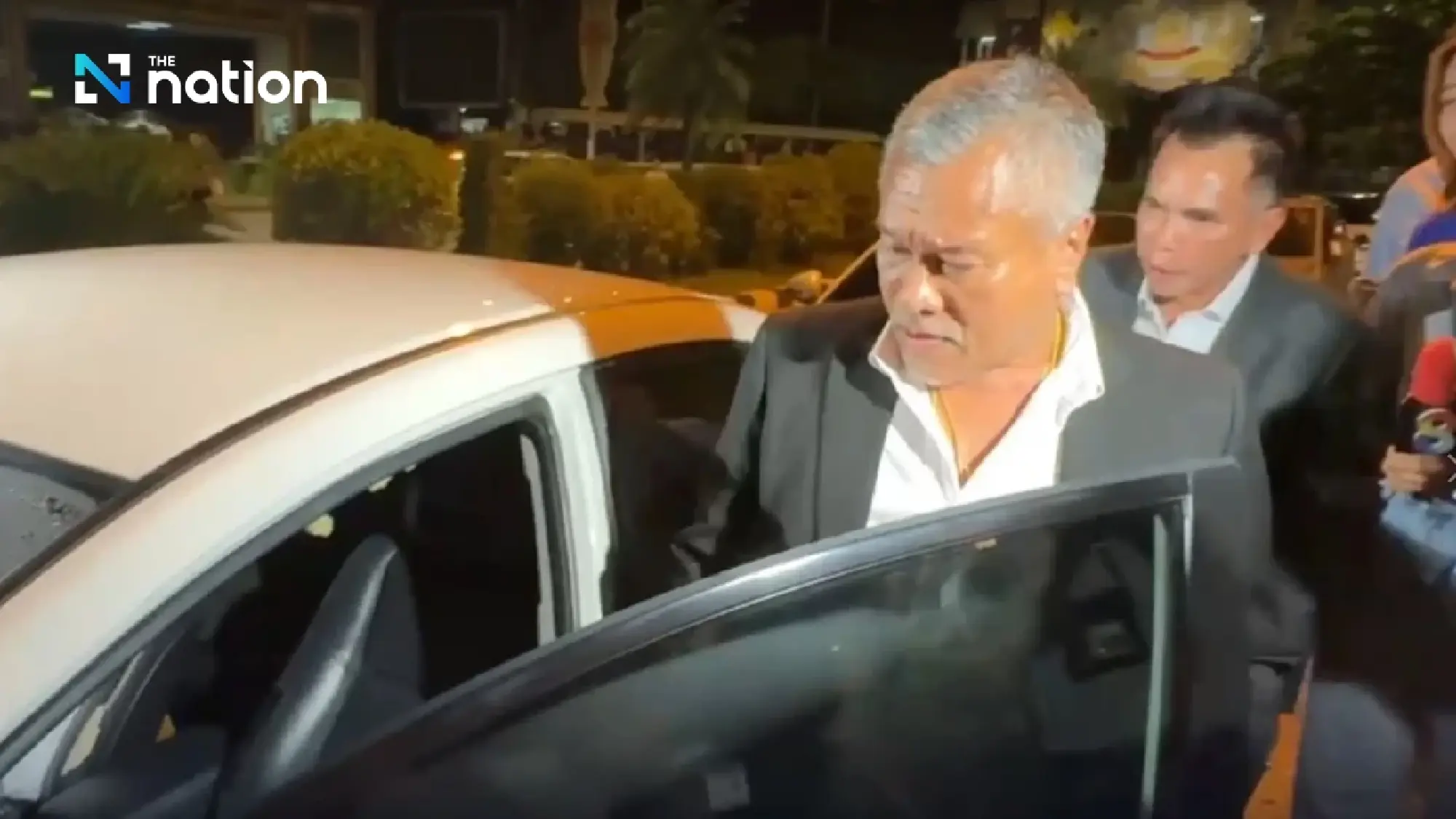 Man claims ownership of 12 million baht found in condo trash, says he stored the cash since 2020