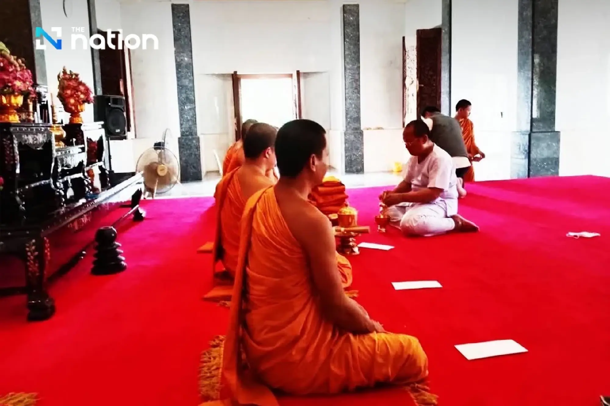 Abbot of prestigious Bangkok temple leaves monkhood, flees to Laos amid corruption probe