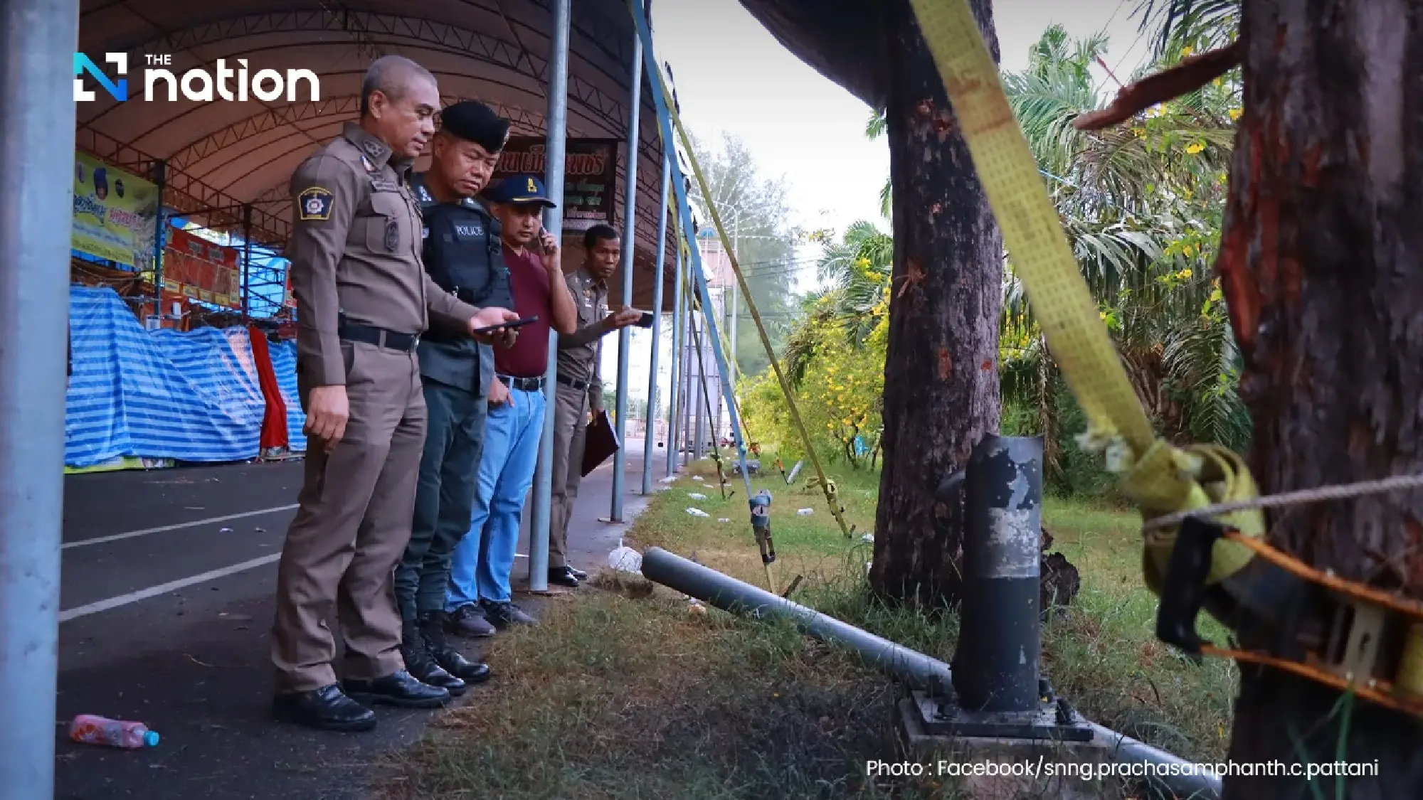 Three bomb blasts at Pattani Red Cross fair injure vendors and police officers