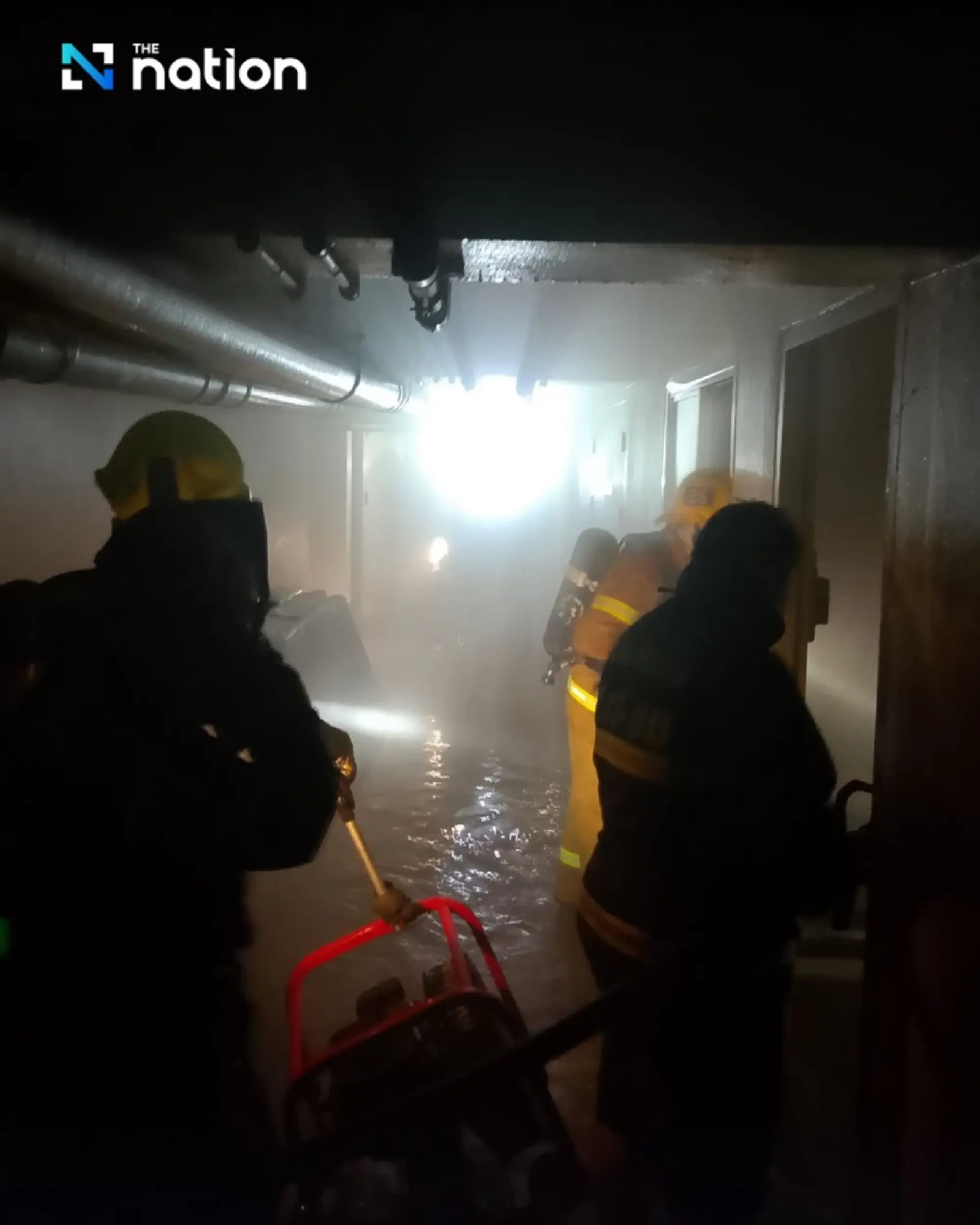 Fire hits staff residential building at Siriraj Hospital