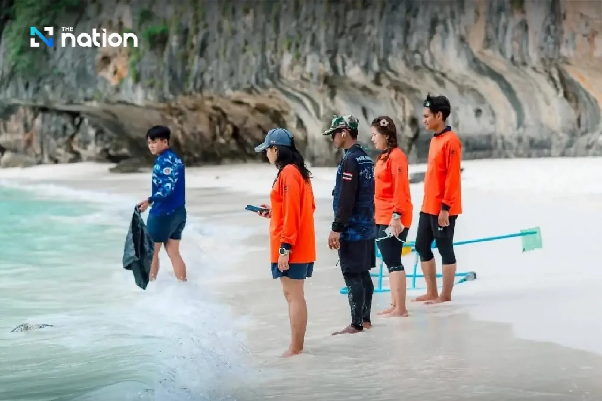 Record 158 blacktip reef sharks spotted in Maya Bay