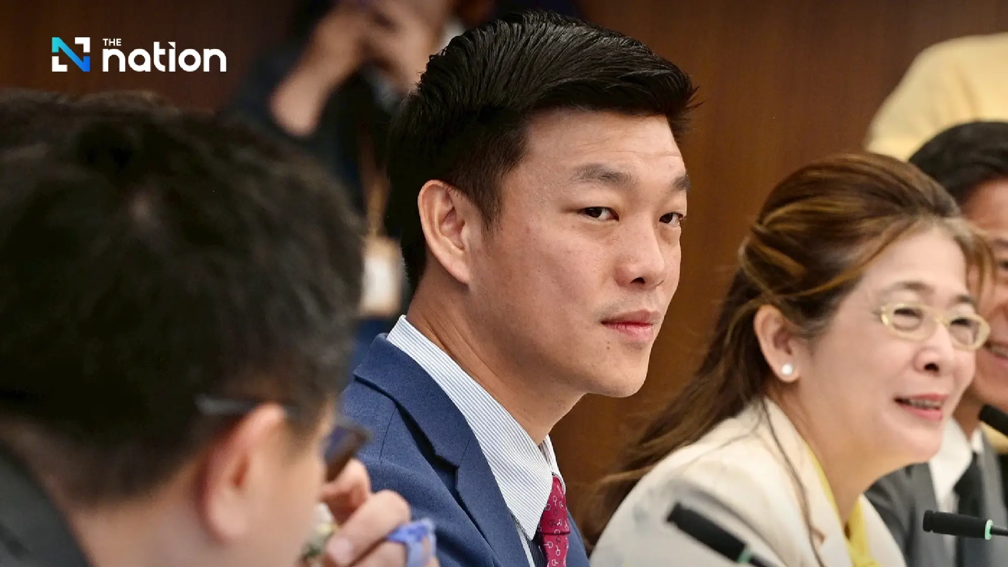 People’s Party sets terms for \'interim PM\' in exchange for constitutional reform
