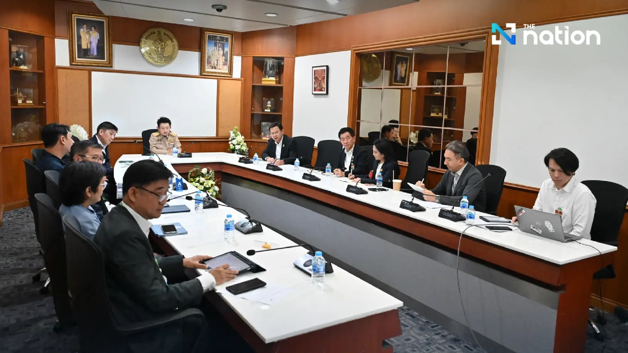 Bangkok City Hall Reviews New Pedestrian Bridge Project for Lumpini Park