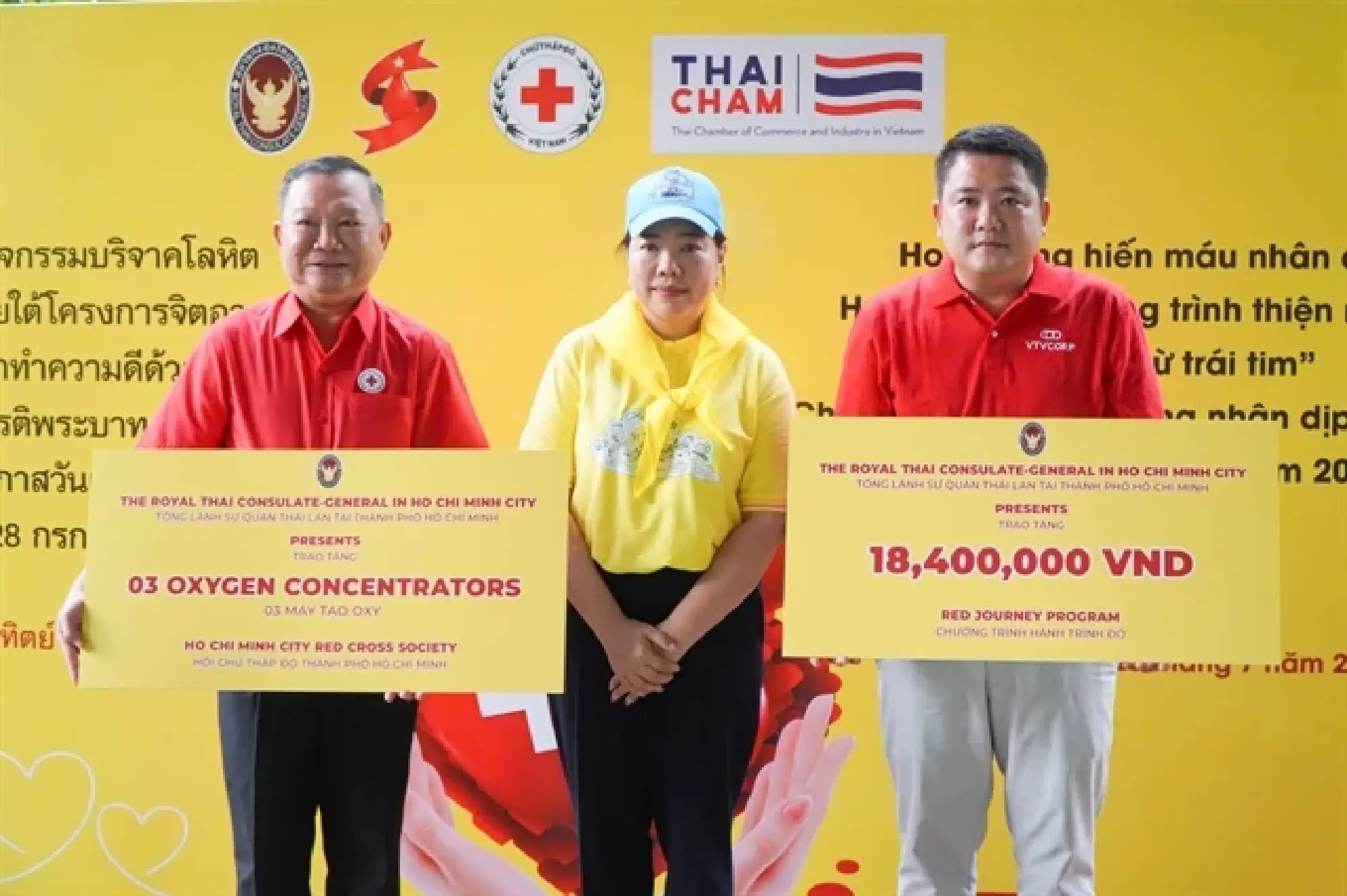 Thai consulate in HCM City, organises blood donation, charity event