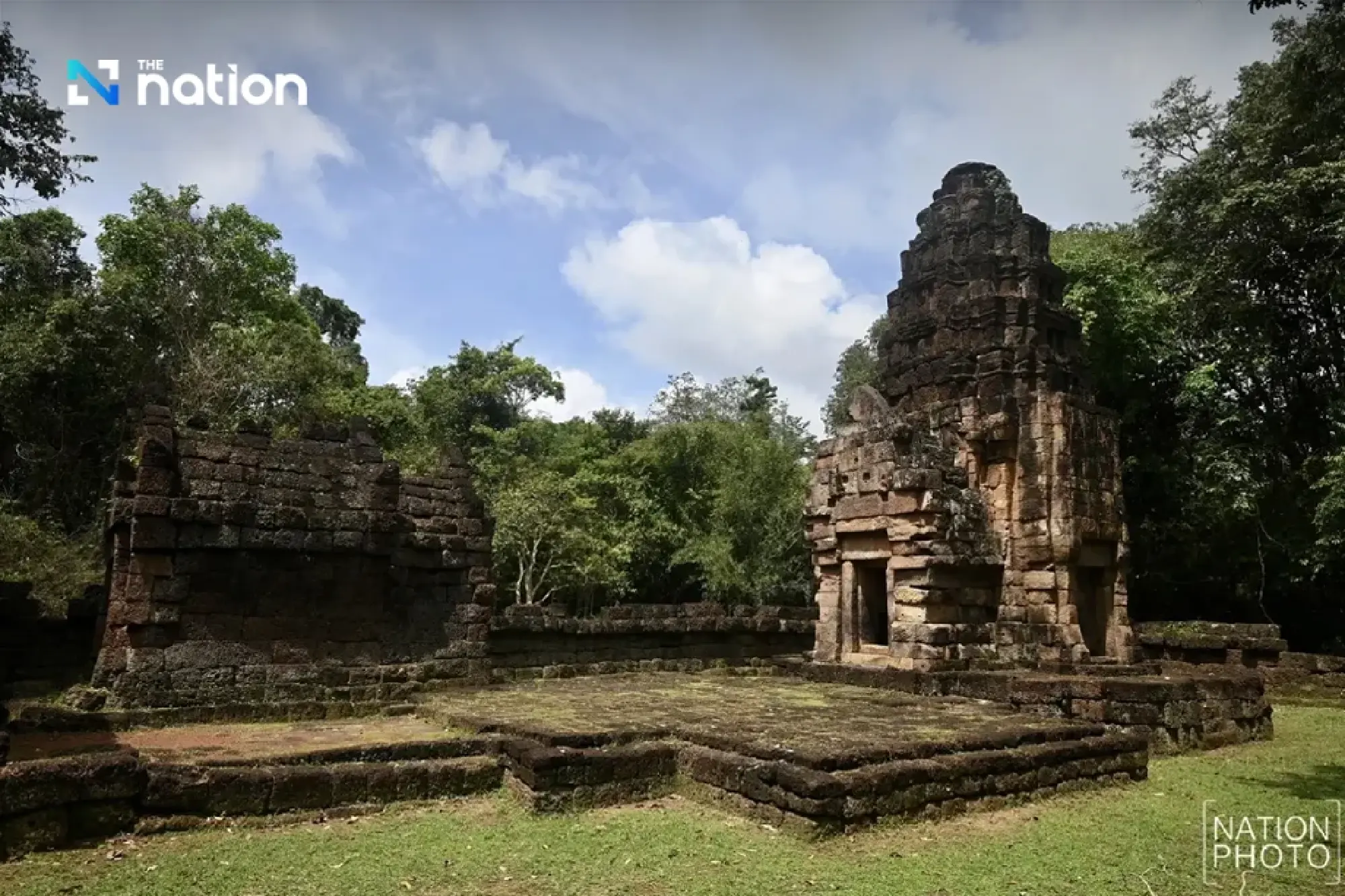 2nd Army Area chief urges Thais to visit archaeological sites along Surin border