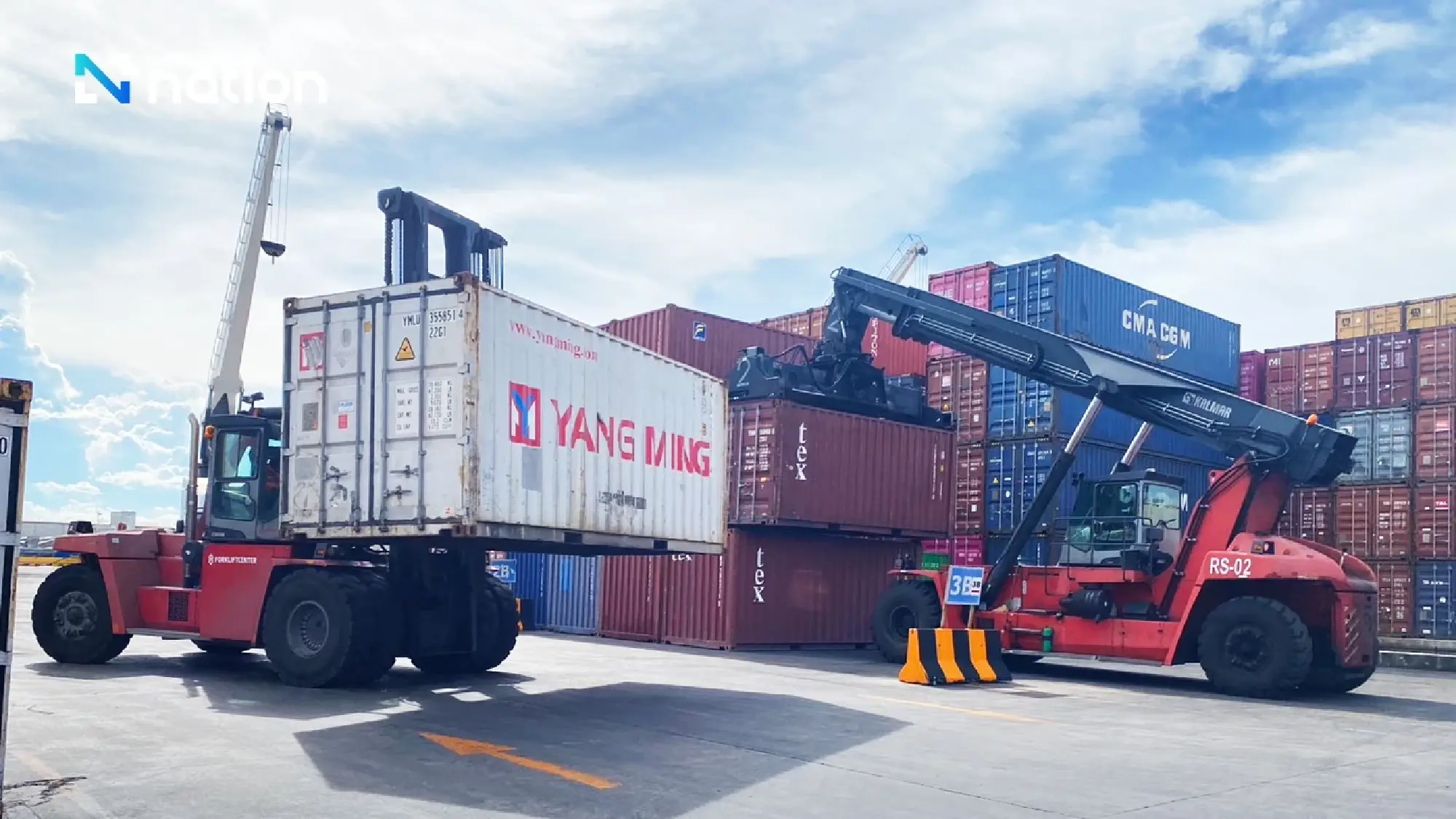 Thailand\'s Economy Faces 1.1% GDP Contraction as US Tariff Threat Looms