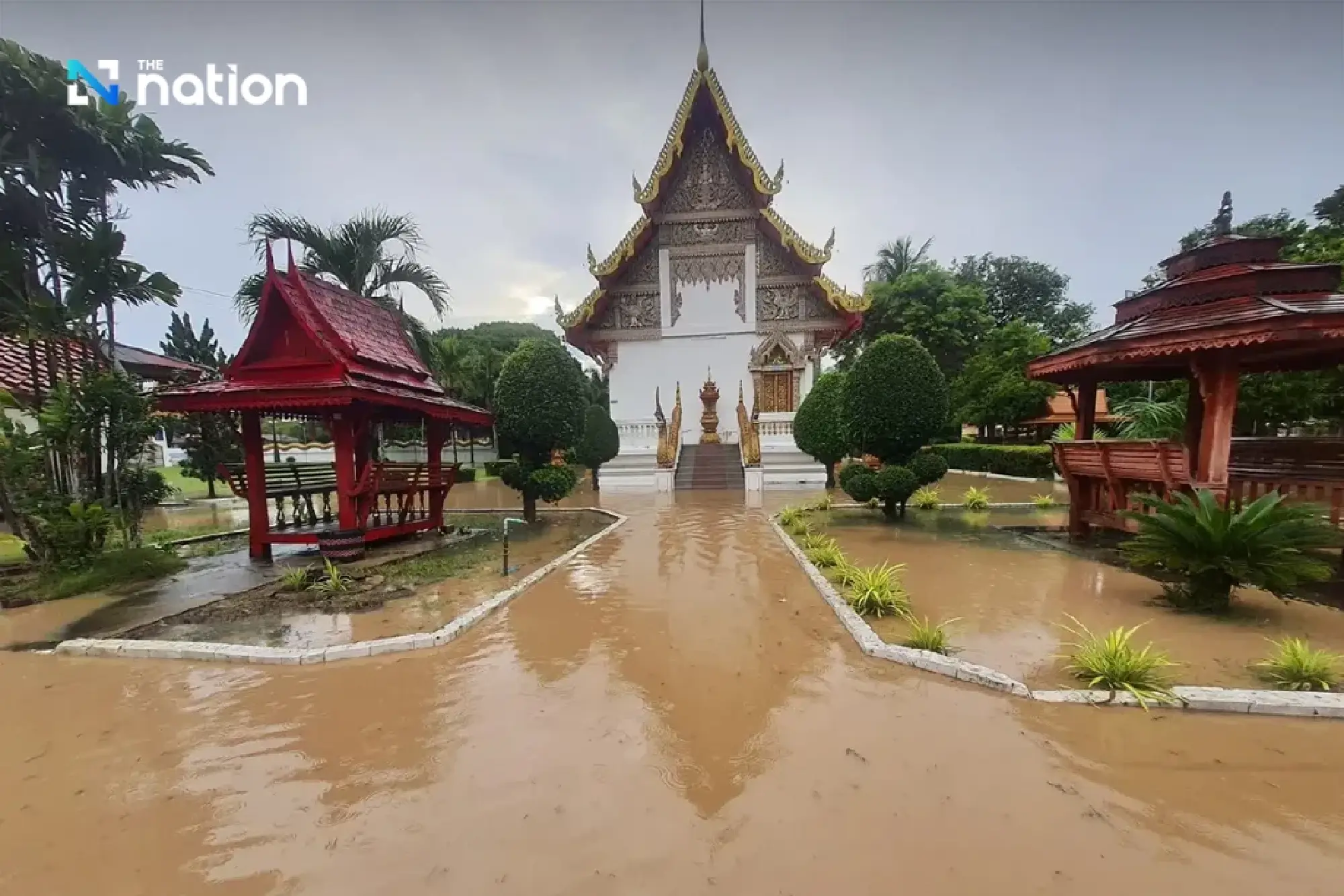 Flash floods hit Phrae, key temple submerged as landslides disrupt roads in Uttaradit