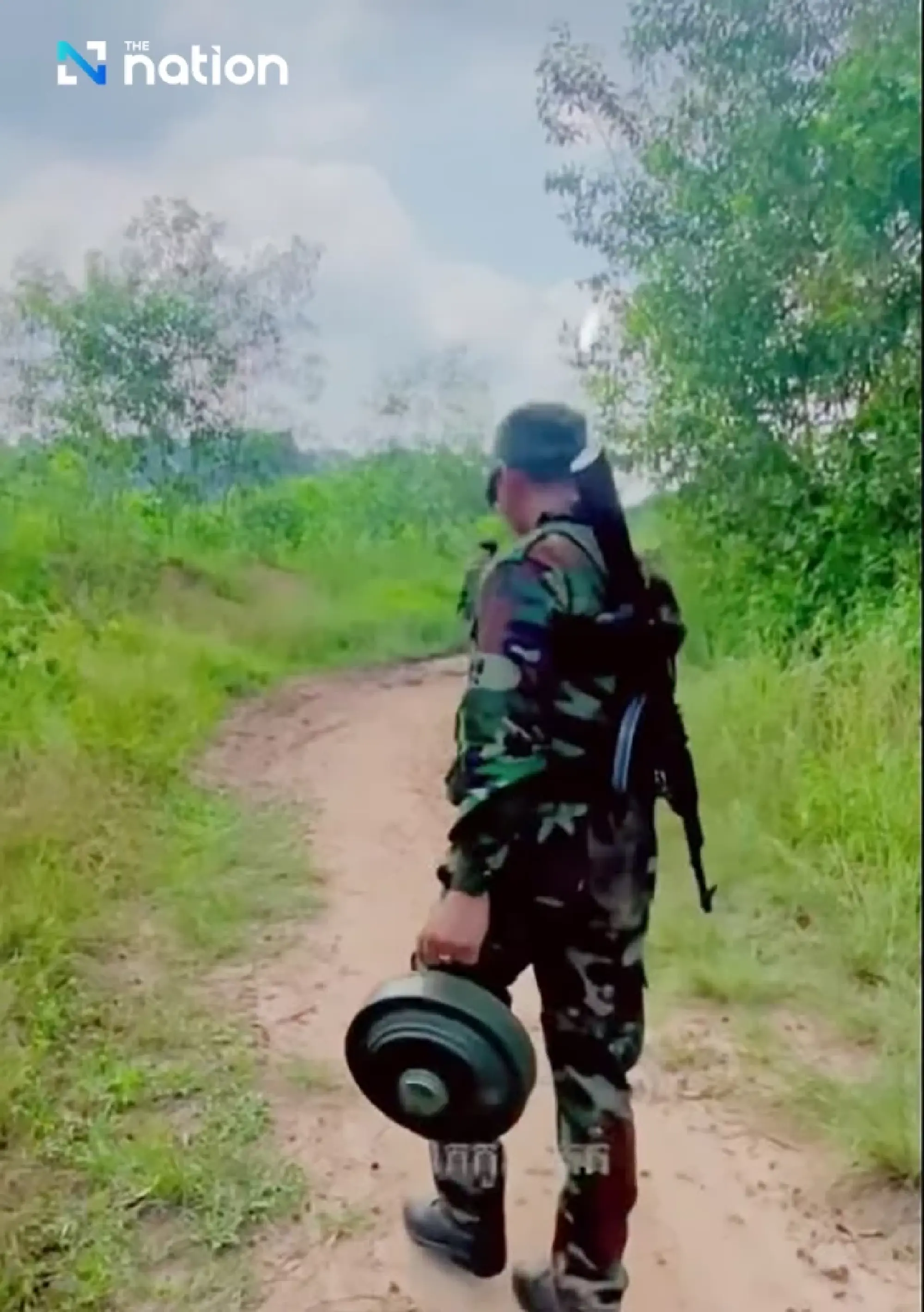 Posted then deleted: Cambodian soldier caught on video carrying landmine near border