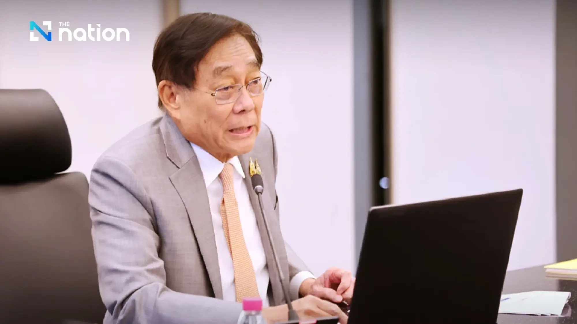 Thailand braces for US tariff deadline, hopes for extension in critical talks