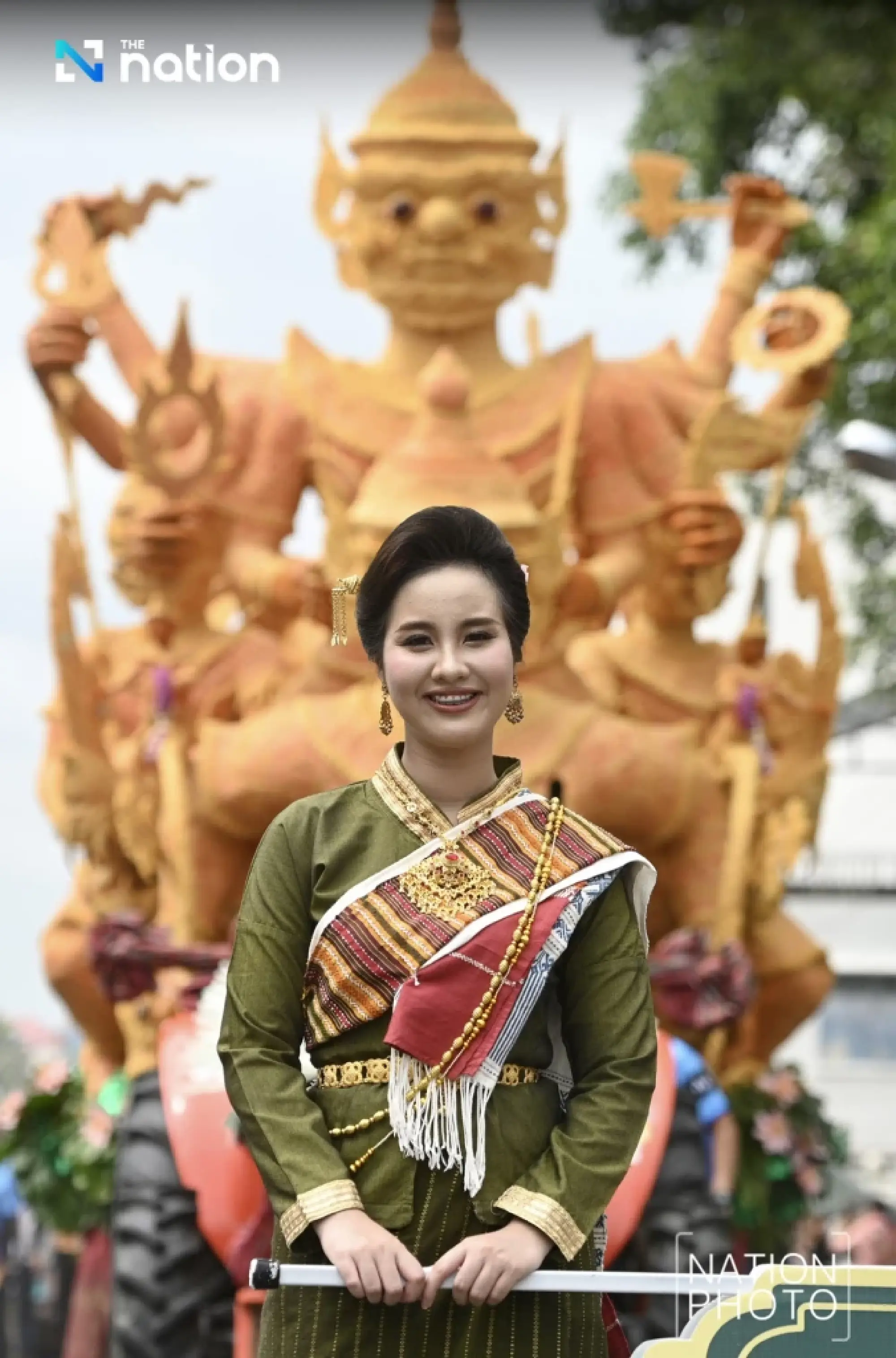 Ubon Ratchathani Candle Festival 2025 dazzles with glowing light and faith-filled parades