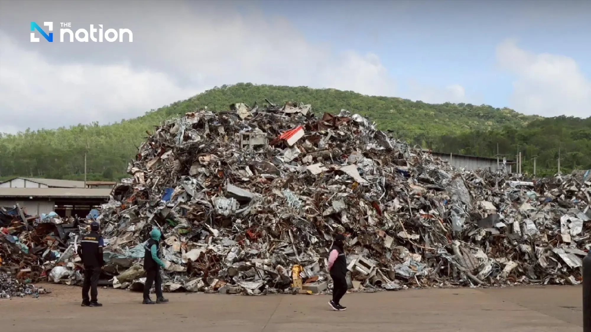 Industry Ministry uncovers over 50,000 tonnes of buried industrial waste in EEC