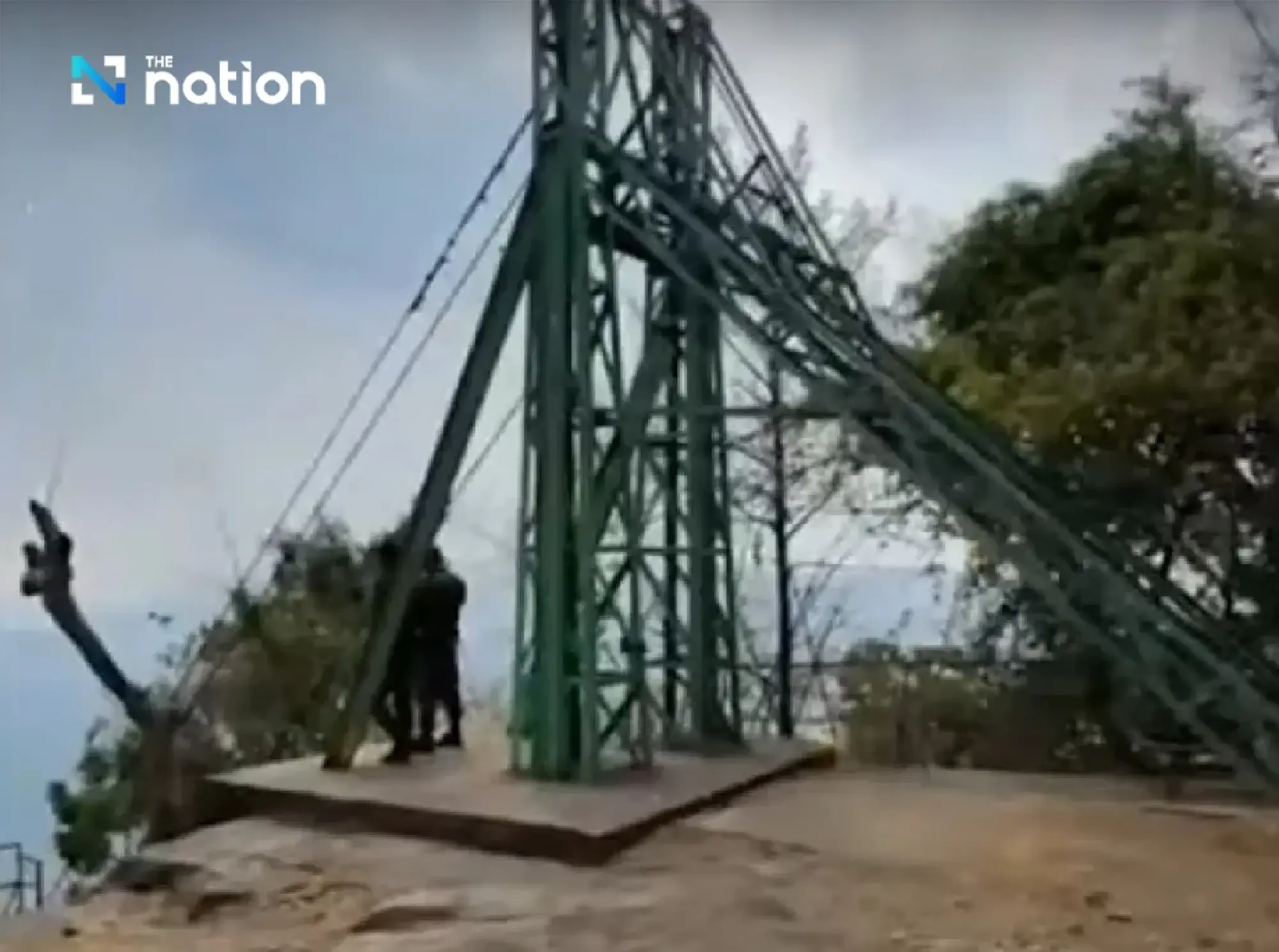 Thai troops demolish Cambodian stairs, cable car on Phu Makua