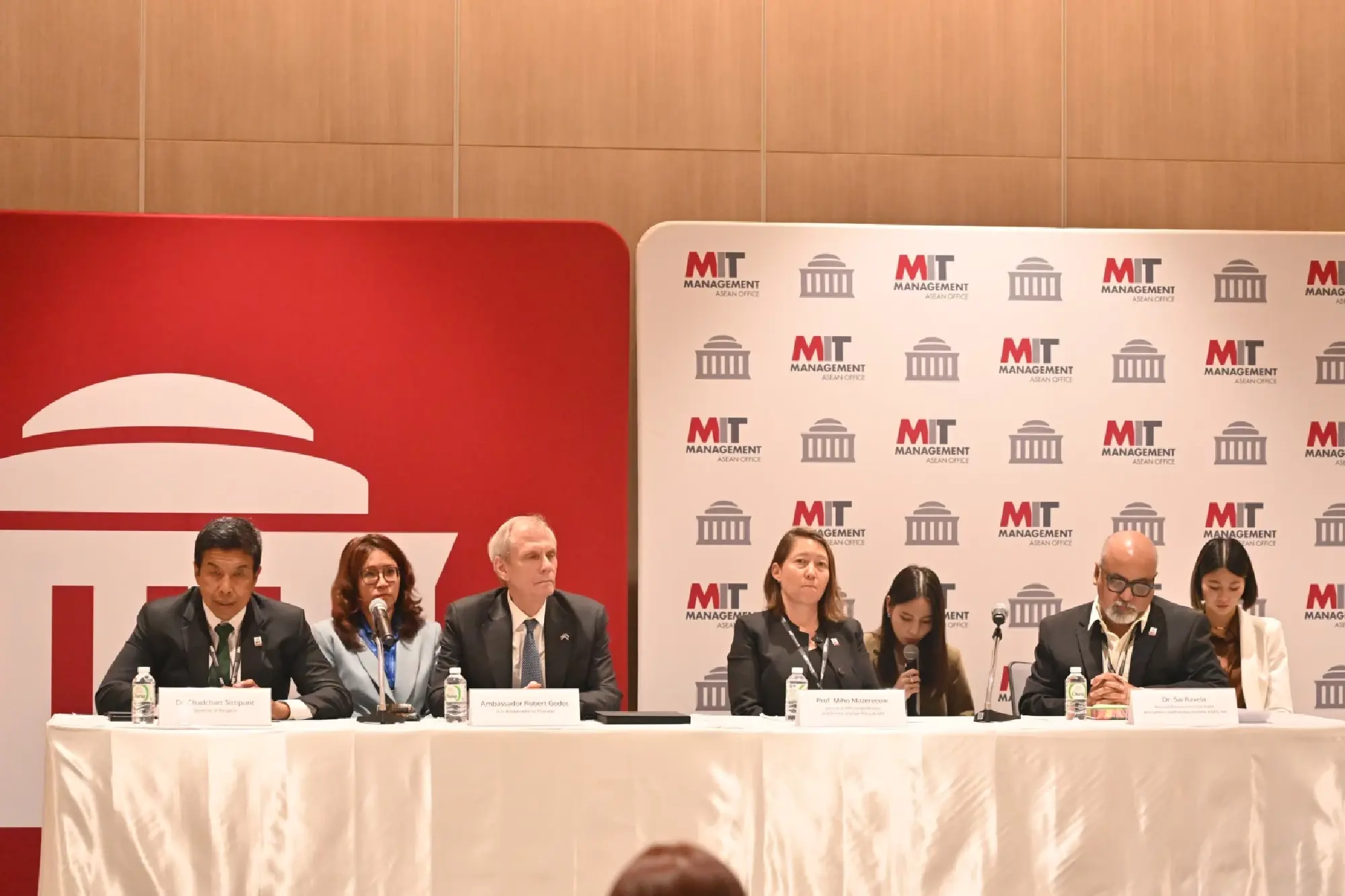 Bangkok Governor Joins US Embassy, MIT, AmCham for Disaster Management Conference