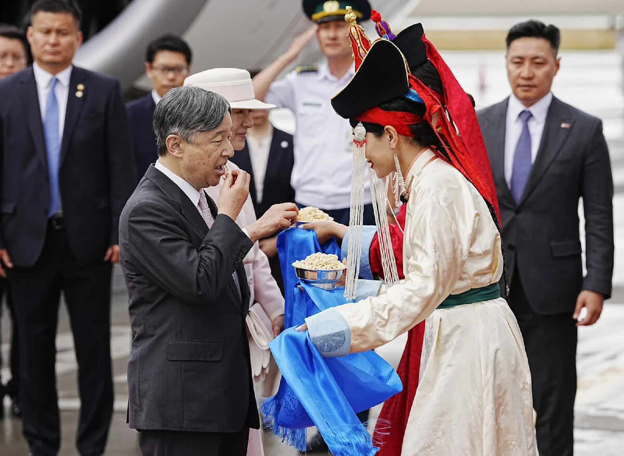 Japan Emperor, Empress arrive in Mongolia