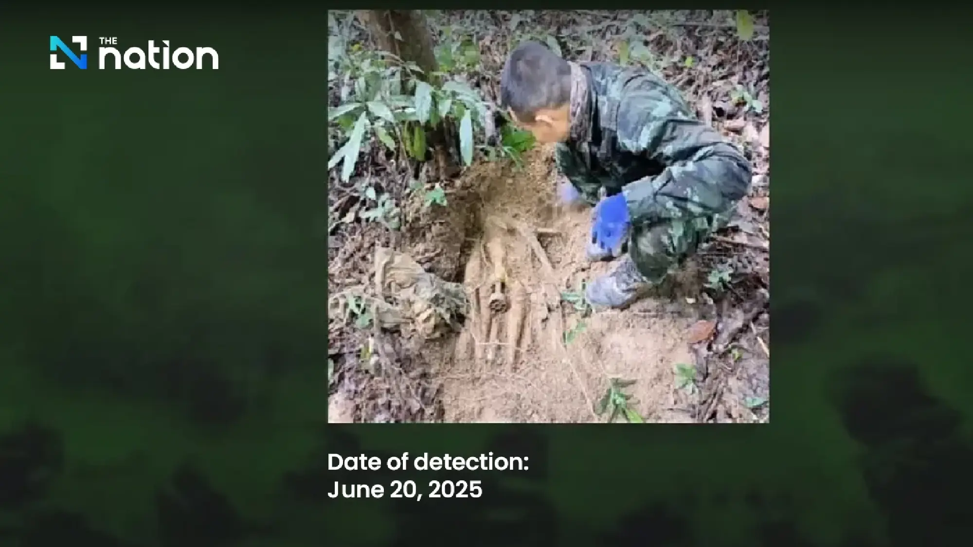 Army bomb disposal team investigates blast site after soldier injured by landmine in Ubon Ratchathani