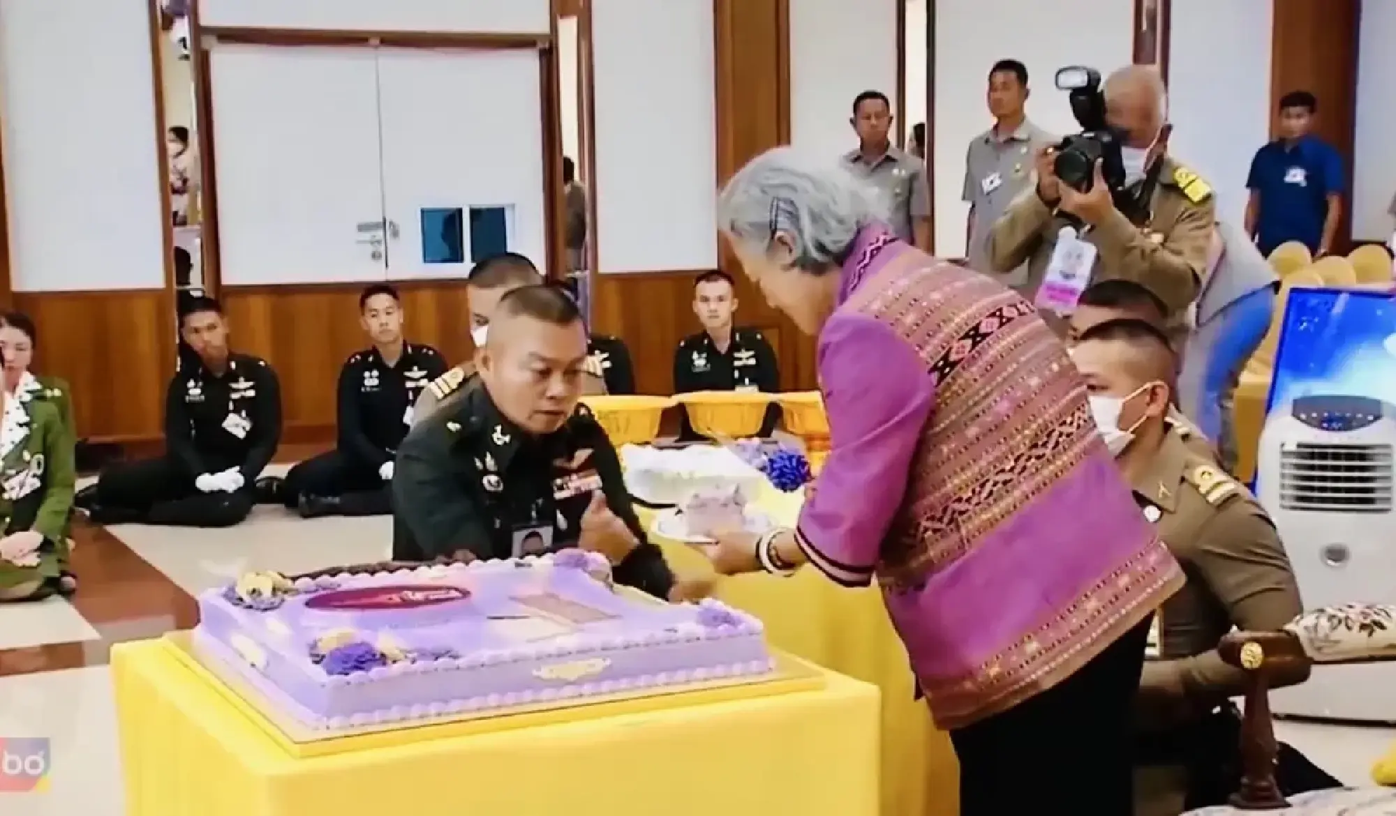HRH Princess Maha Chakri Sirindhorn expresses concern for Thai-Cambodian border troops, presents amulets for all soldiers