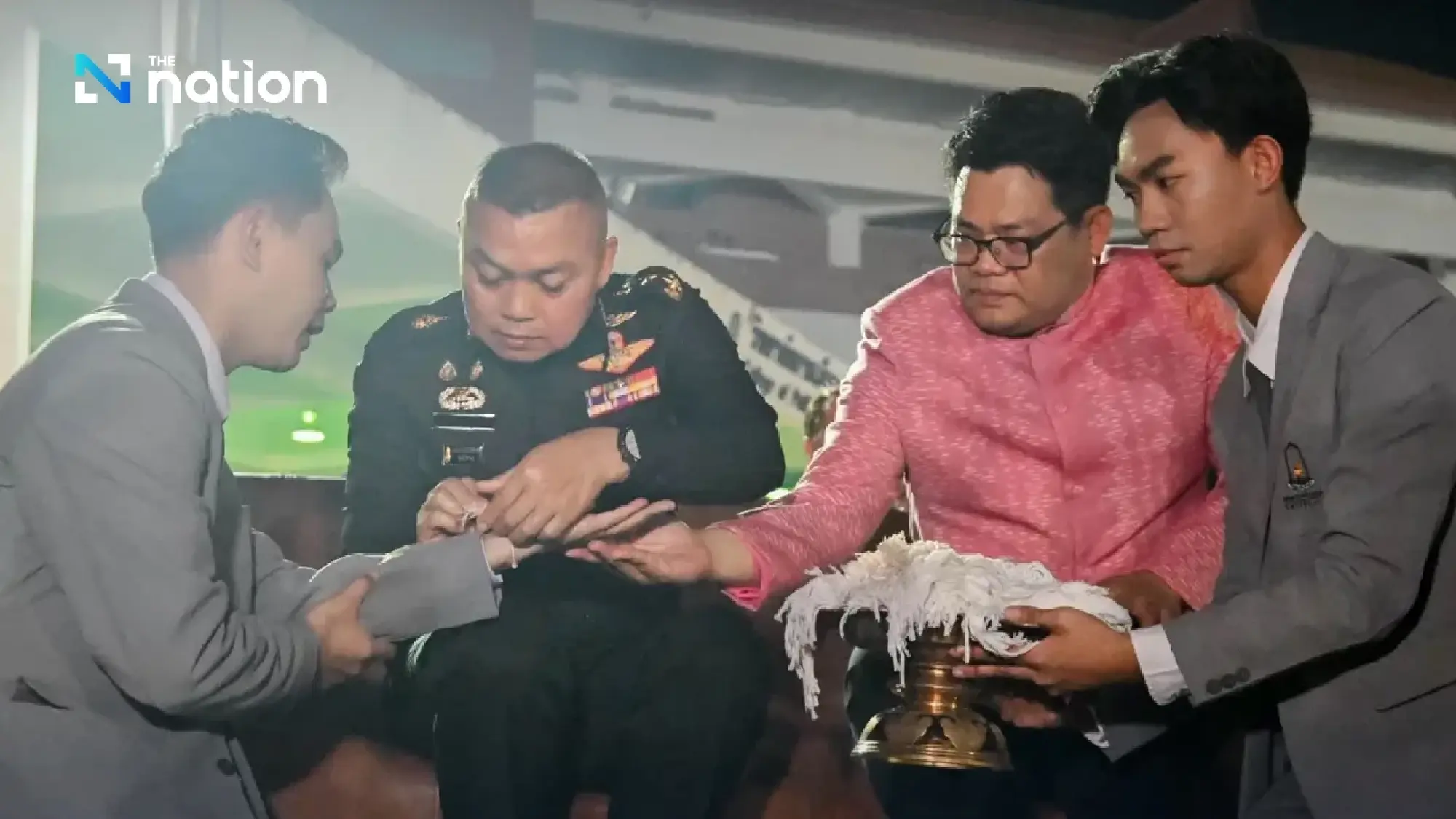 "General Monkan" phenomenon weakens 'Red' support, edges out 'Orange'