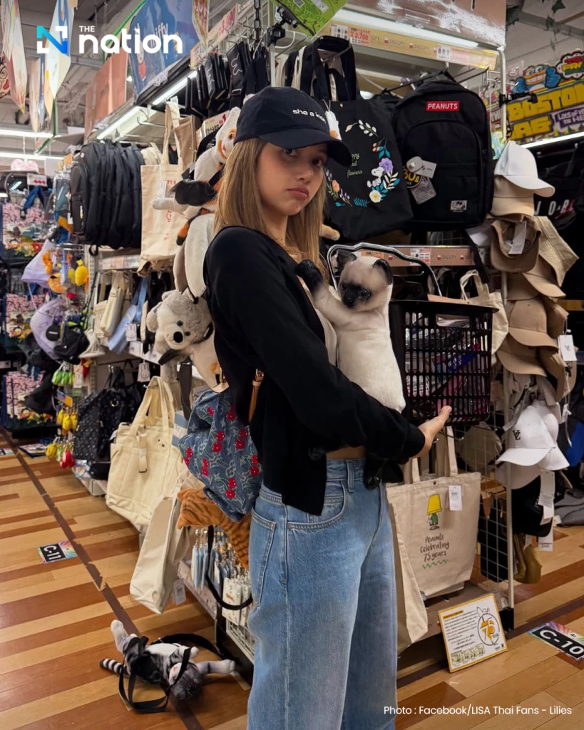 Lisa BLACKPINK phong cách đa dạng