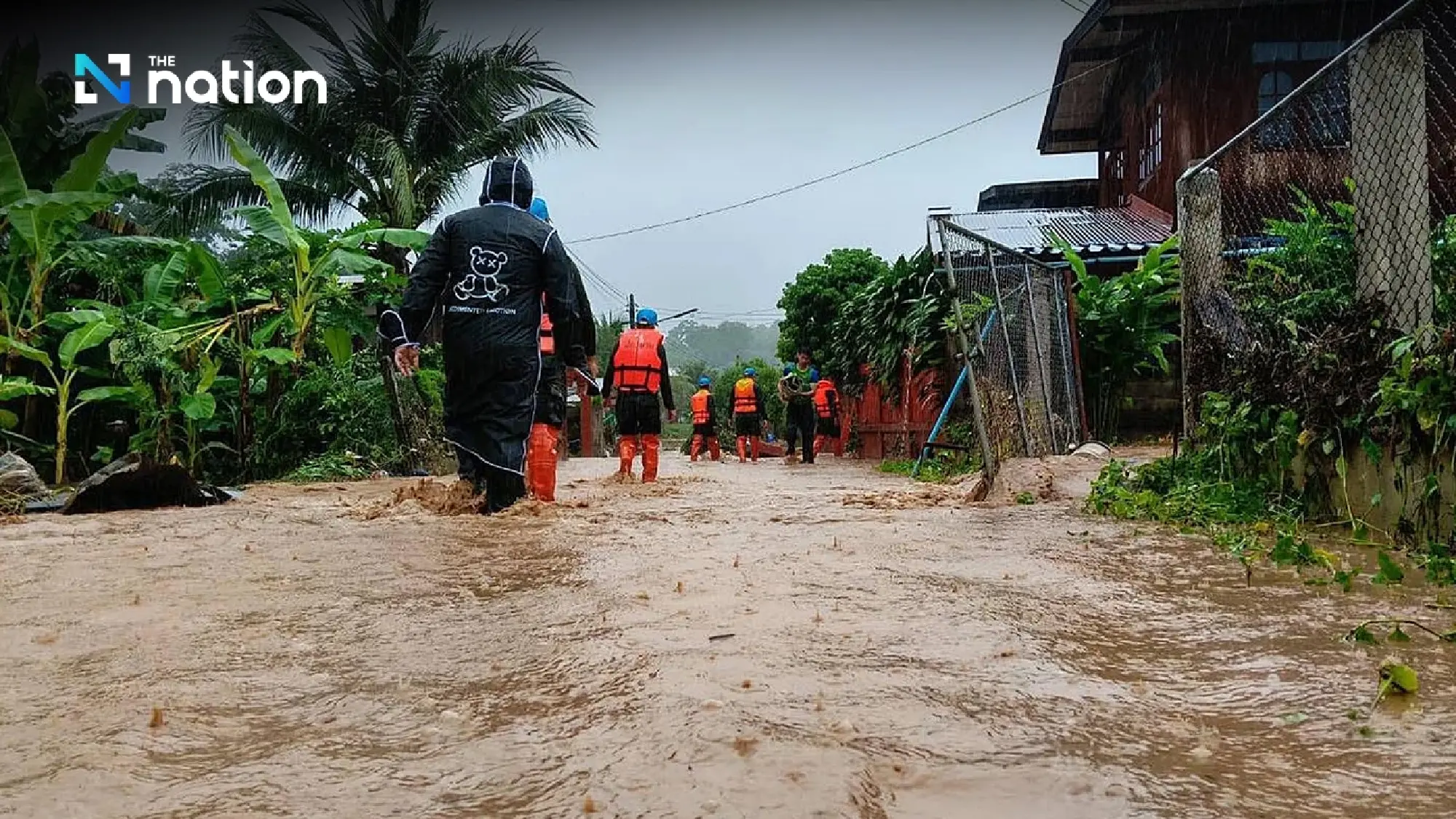 Thai Army assists Nan flood victims as flash floods hit Wiang Sa and Mae Charim