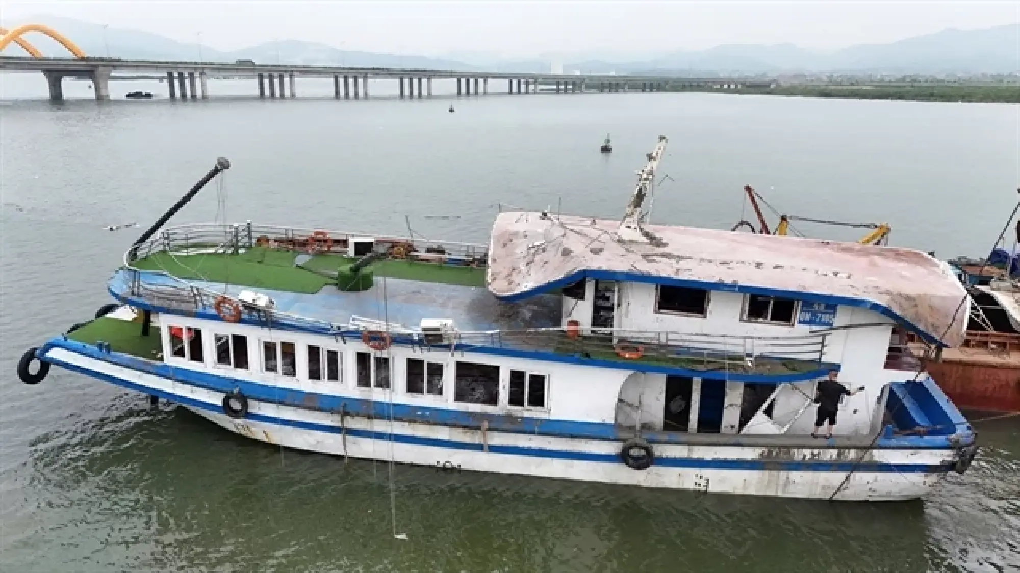 Ha Long boat incident: death toll rises to 35, four remain missing