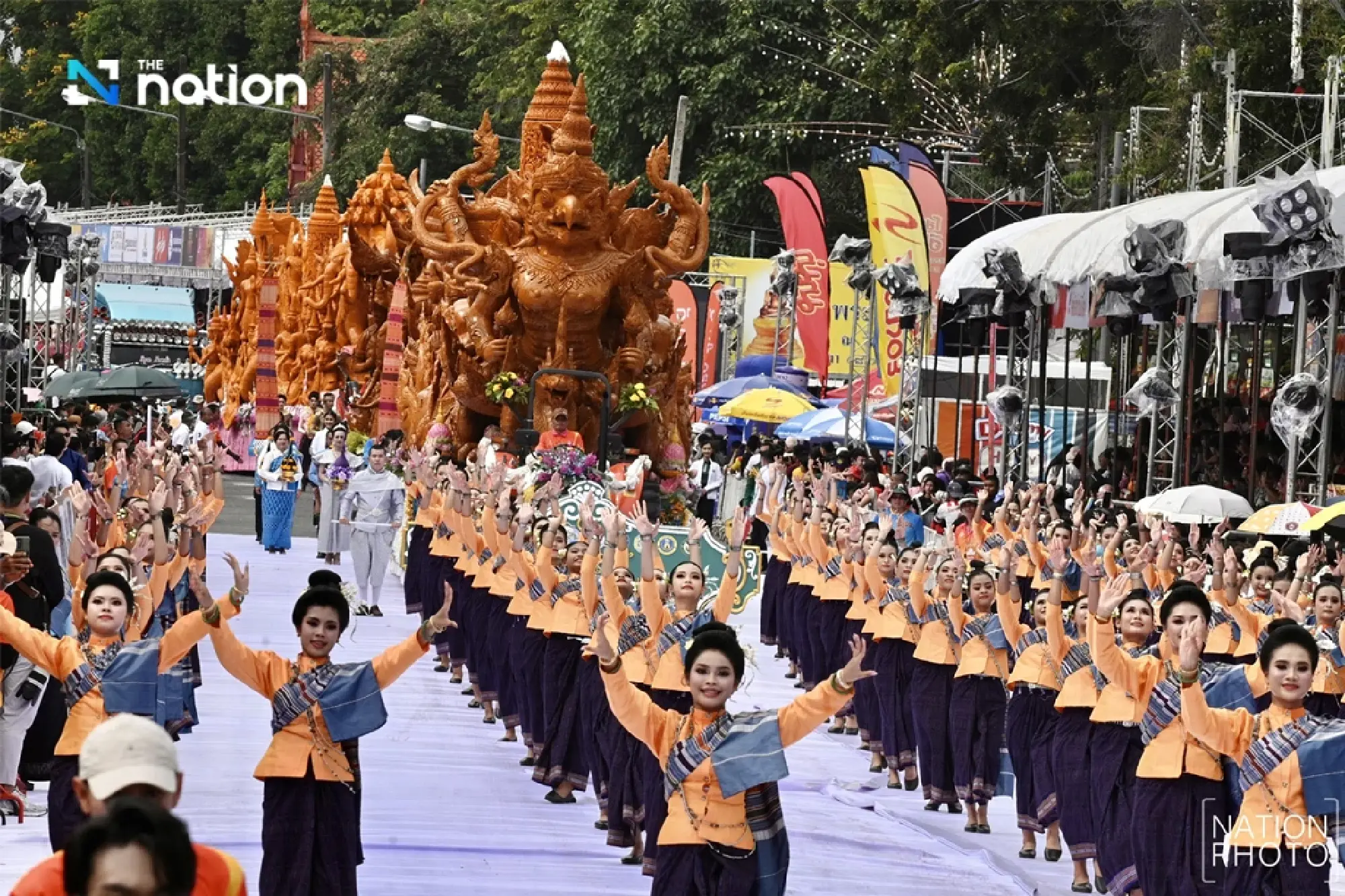 Ubon Ratchathani Candle Festival 2025 dazzles with glowing light and faith-filled parades