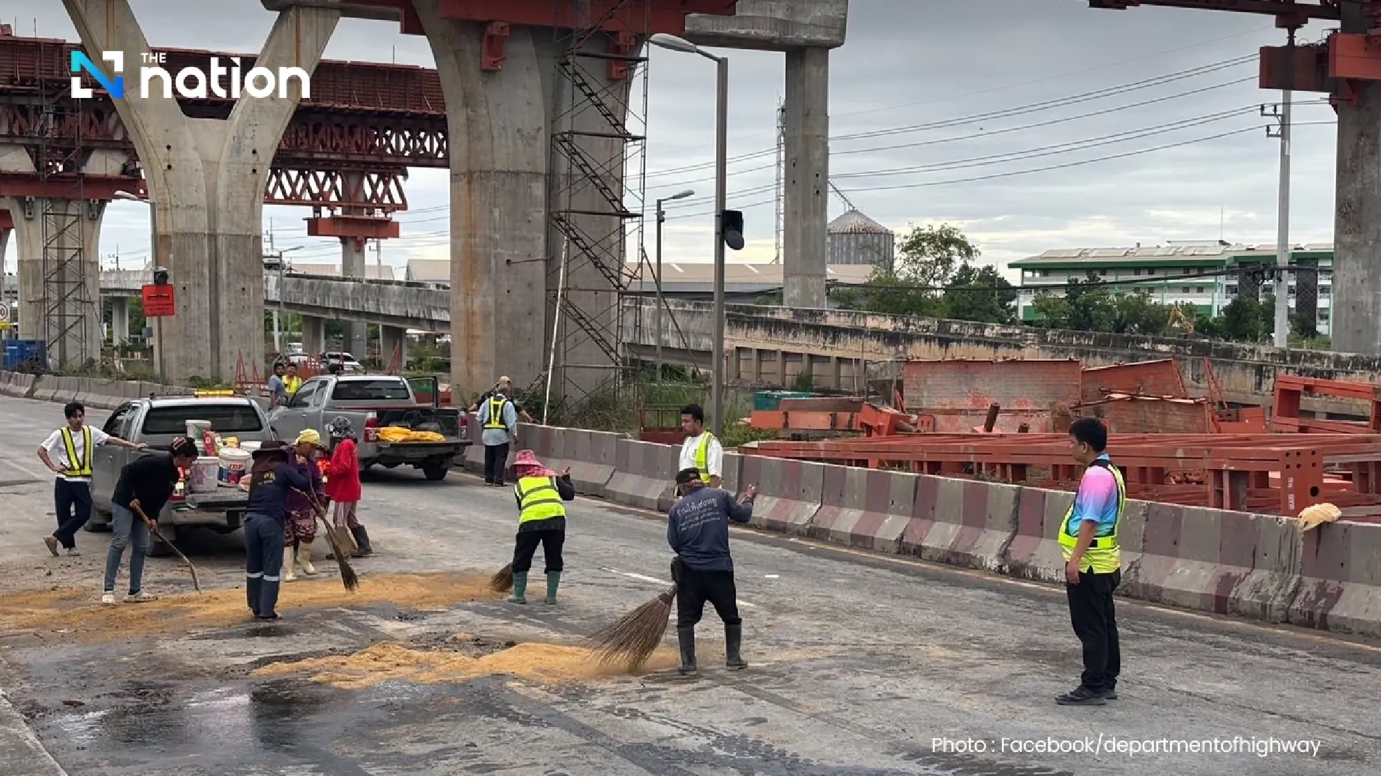Construction of motorway section over Rama II suspended three days after accident