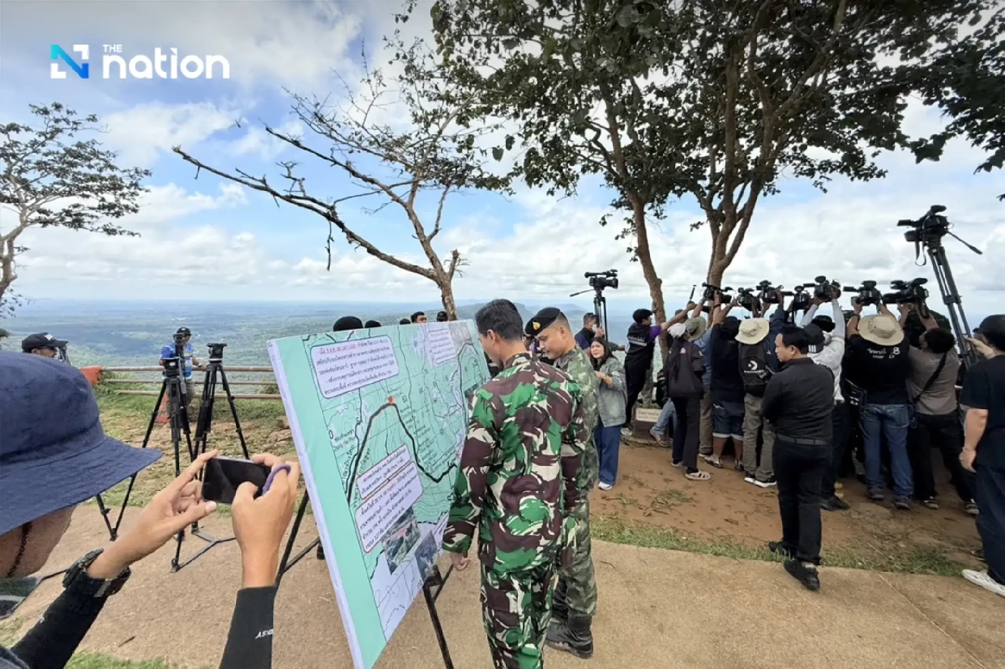 ASEAN IOT visits Pha Mo E Dang, key site in territorial dispute