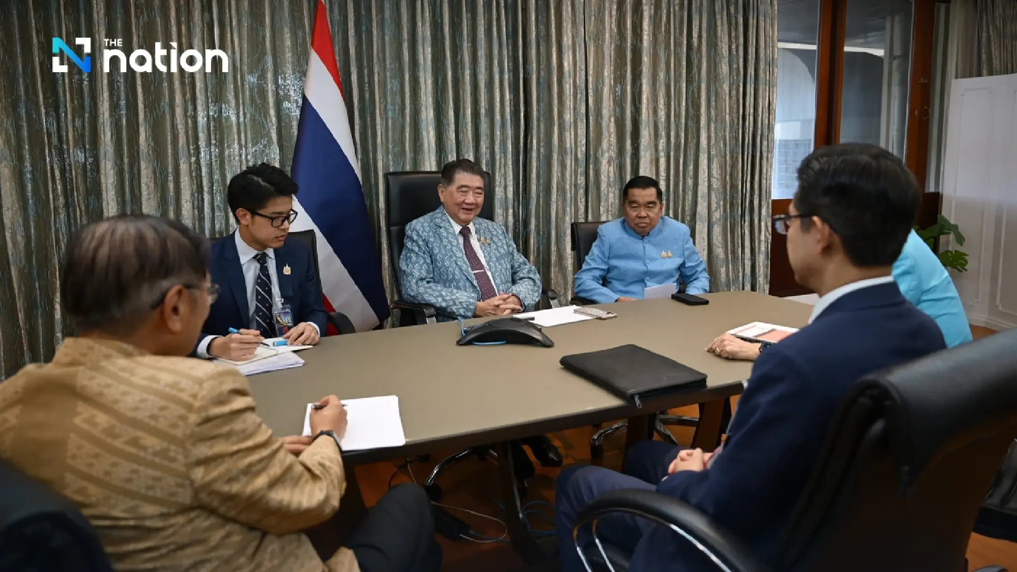 Phumtham and Anwar discuss border situation and IOT