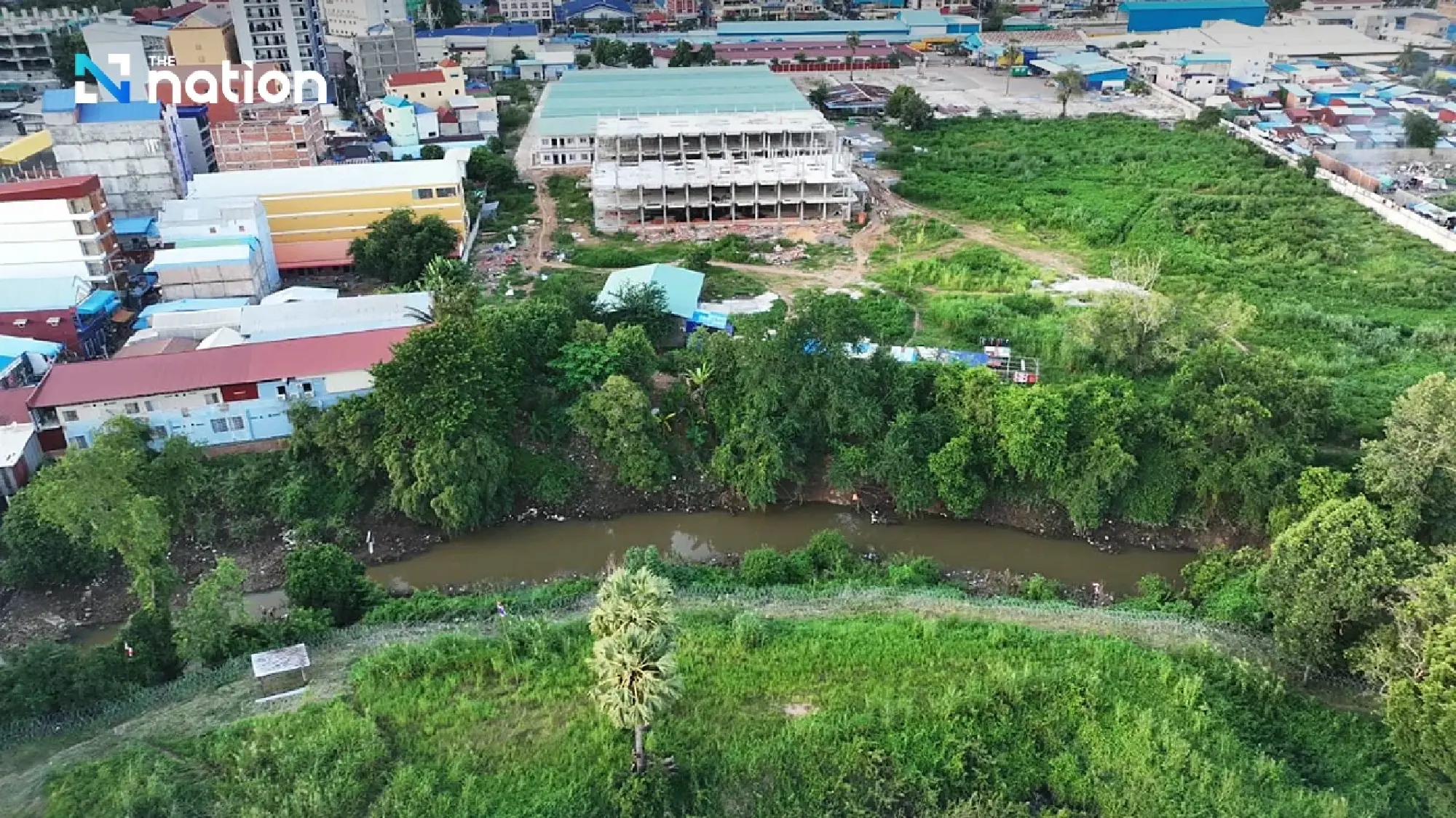 Troops lay 9.8 km barbed wire on Sa Kaeo border