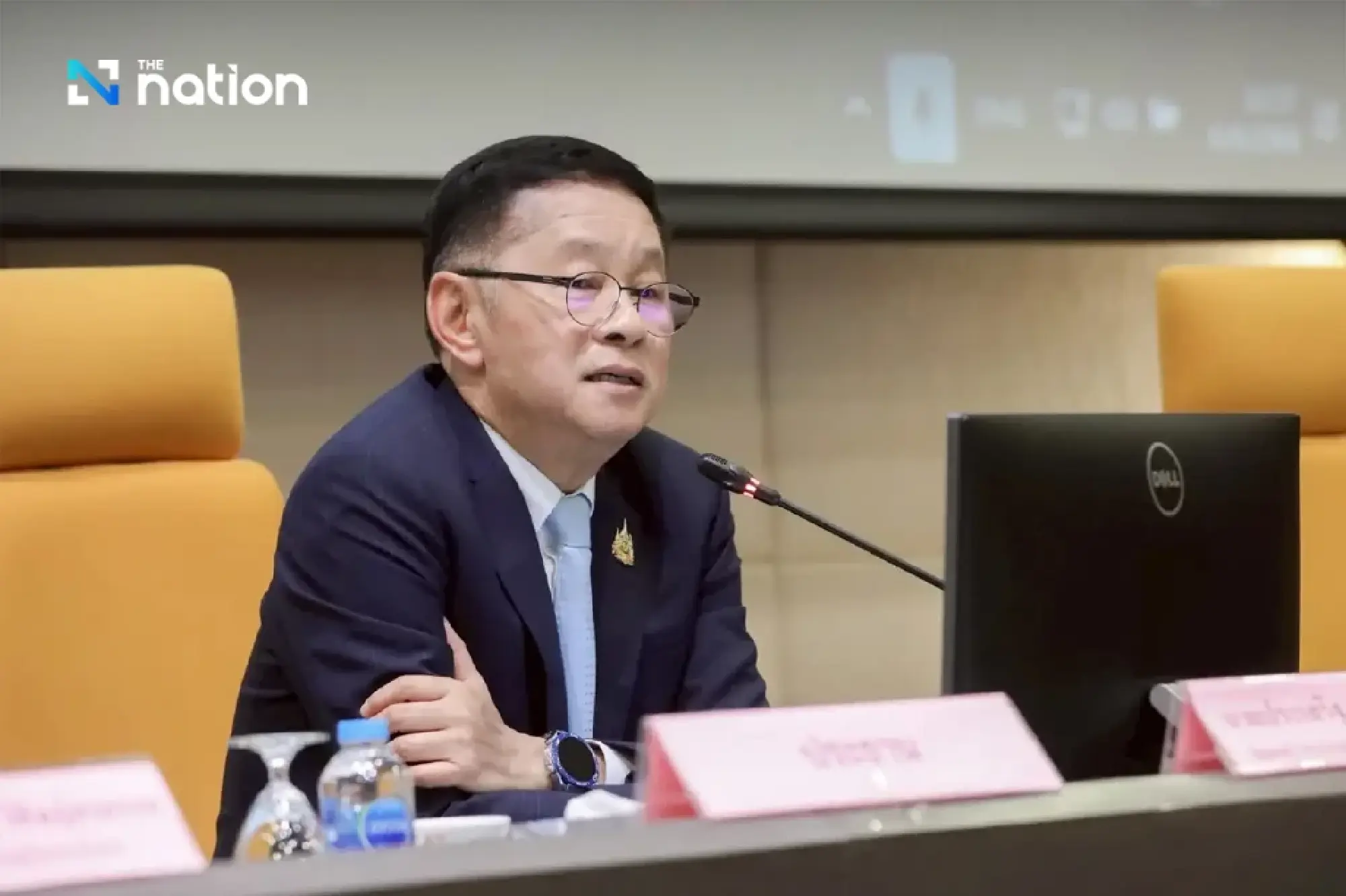 DES Minister Prasert Jantararuangtong