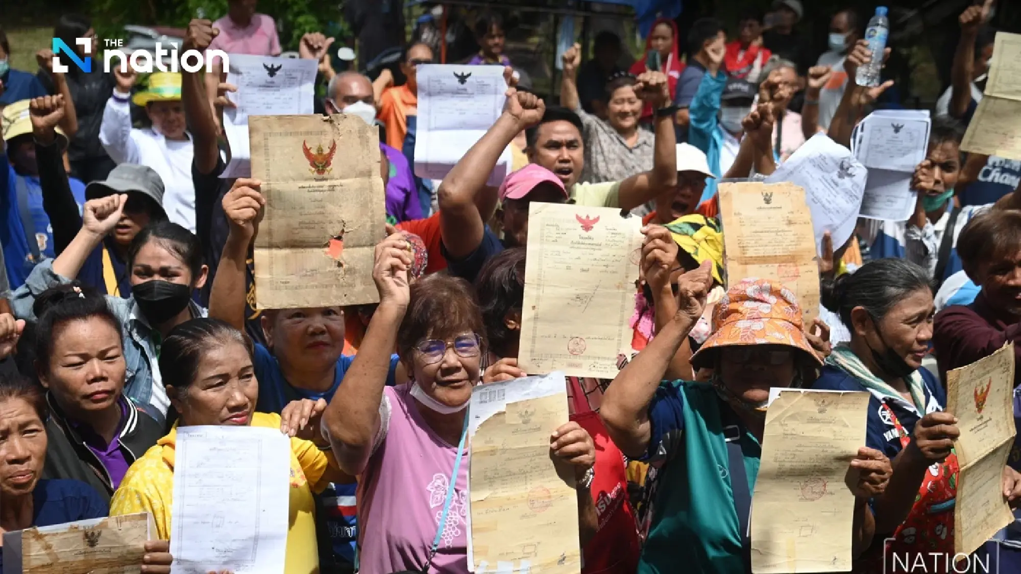 Phumtham advises Khao Kradong land claimants to follow legal process, confirms SRT has valid land requisition map