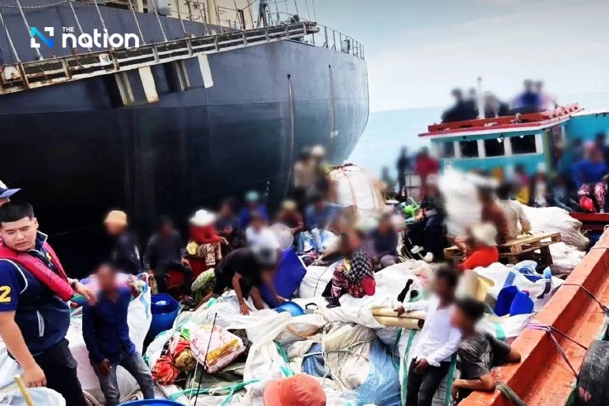 Public Health Ministry to revoke 300,000 illegal health certificates for migrant workers