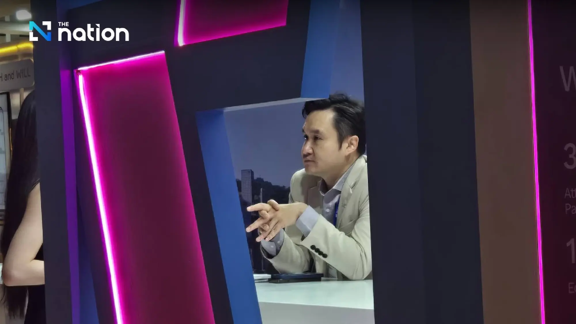 Think Local, Expand Global: Hong Kong Executive\'s Blueprint for Thai Startup Success