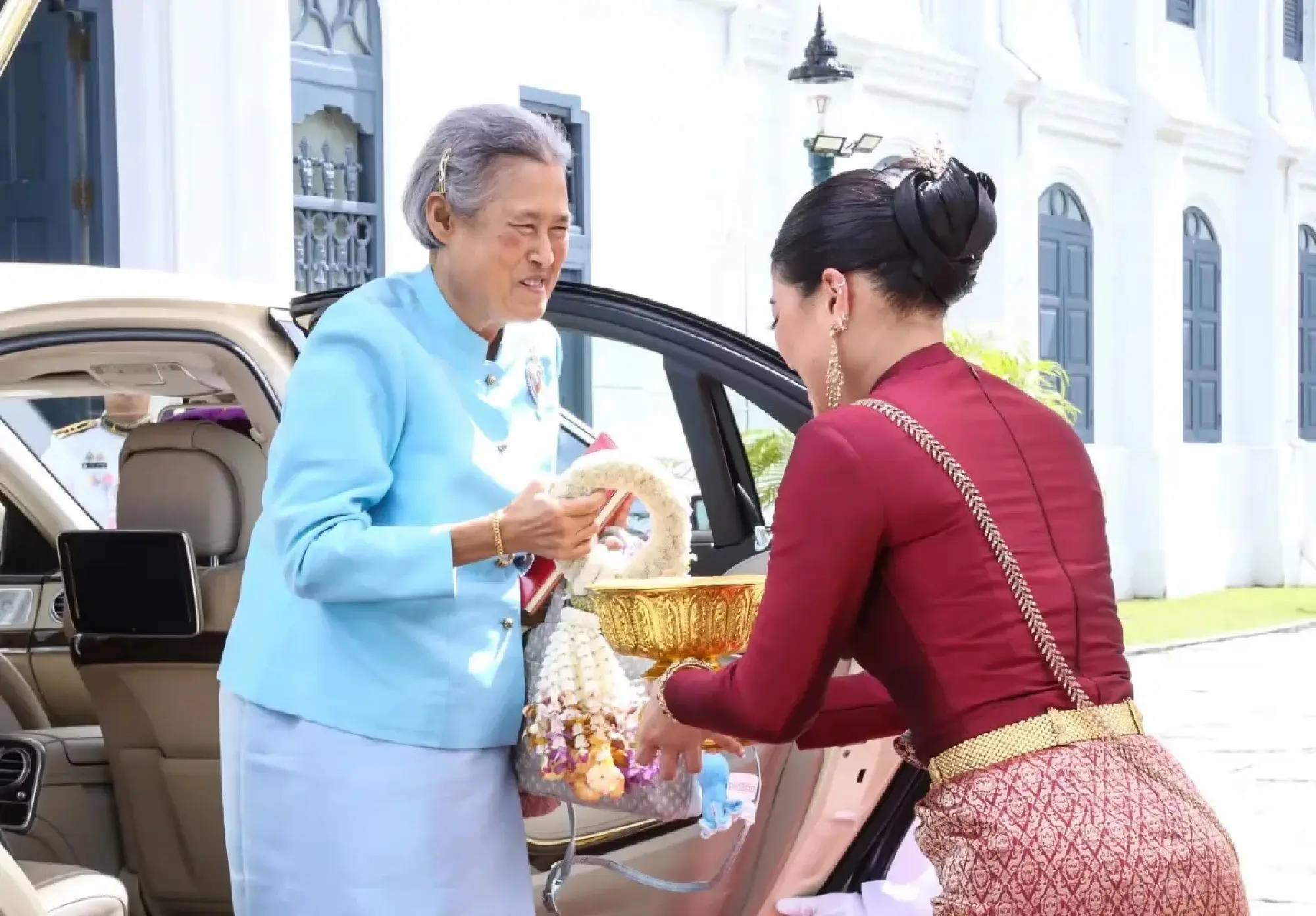 HRH Princess Maha Chakri Sirindhorn opens “Chud Thai: From Royal Court to National Style” exhibition