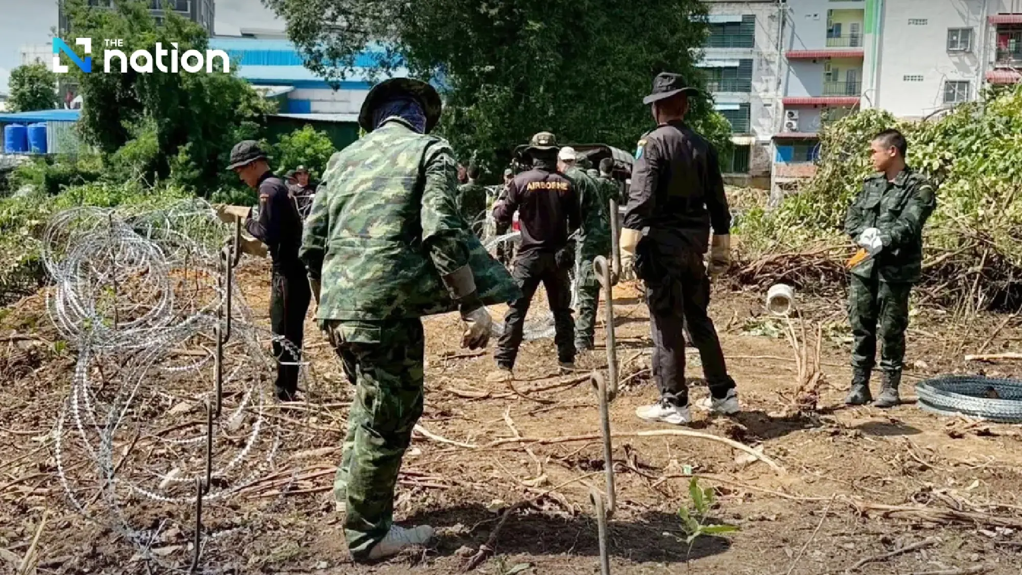Thai Military Deploys Razor Wire to Seal Cambodian Border