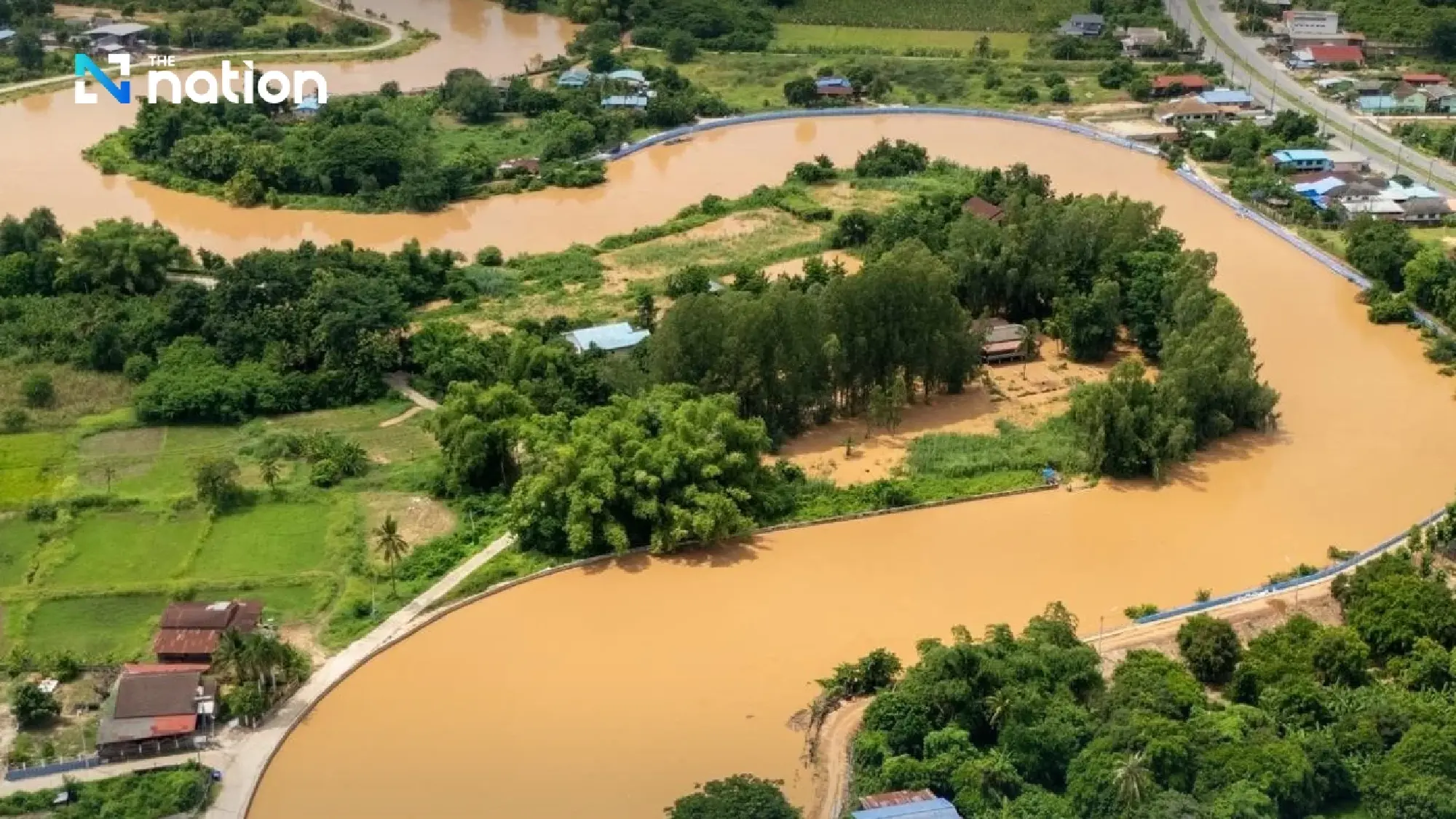 Sukhothai flood situation improving as water levels fall below banks